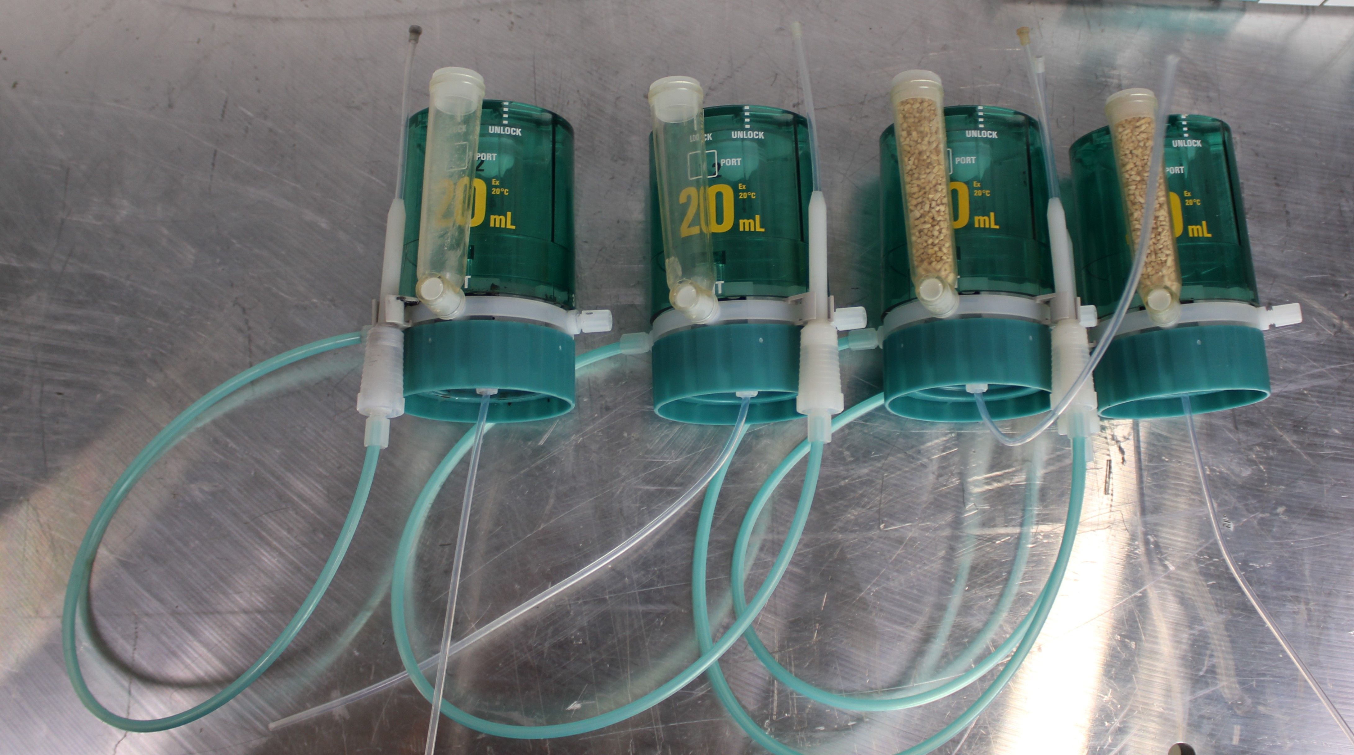 Metrohm 809 Titrando Ion Analyzer Conducts Dynamic Titration with Accessories