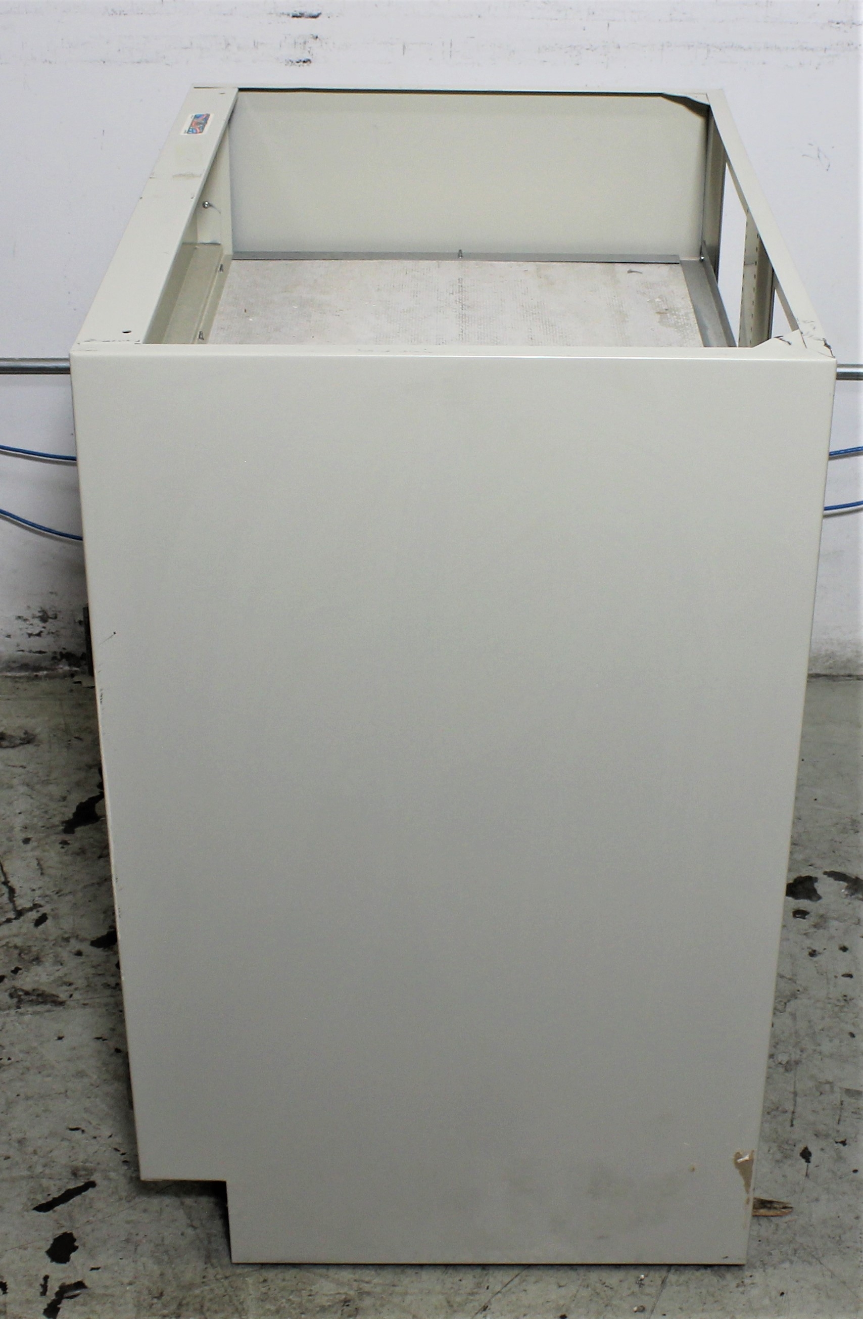 Hamilton n/a Storage Cabinet Double Doors 12 Capacity Manual Closing