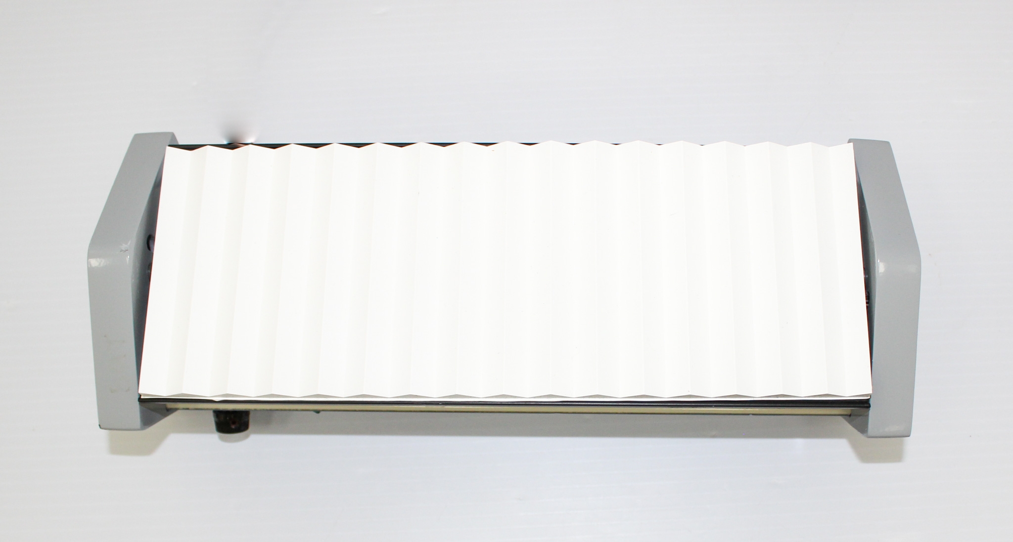 Thermo M48725 Vari Mix Test Tube Rocker for Uniform Specimen Suspensions