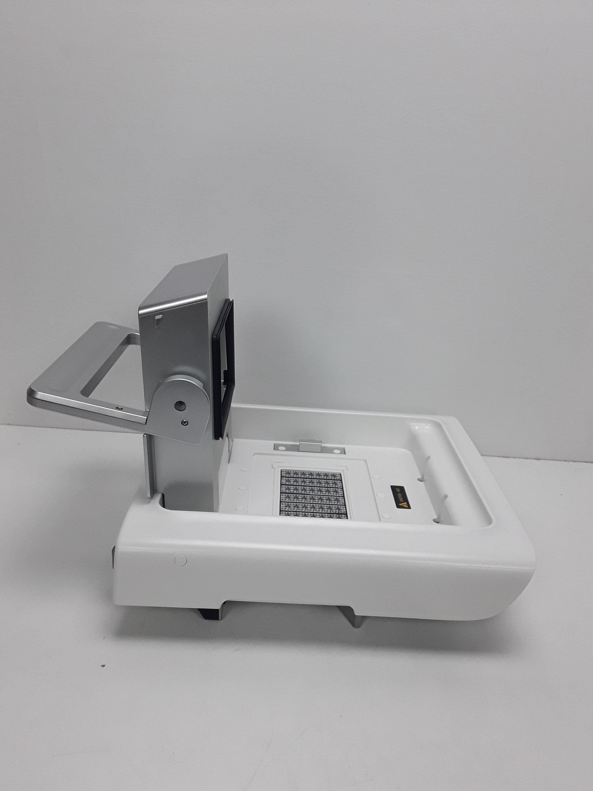 ABI ProFlex 96-Well Sample Block PCR Thermal Cycler with Temp Range 0-100C