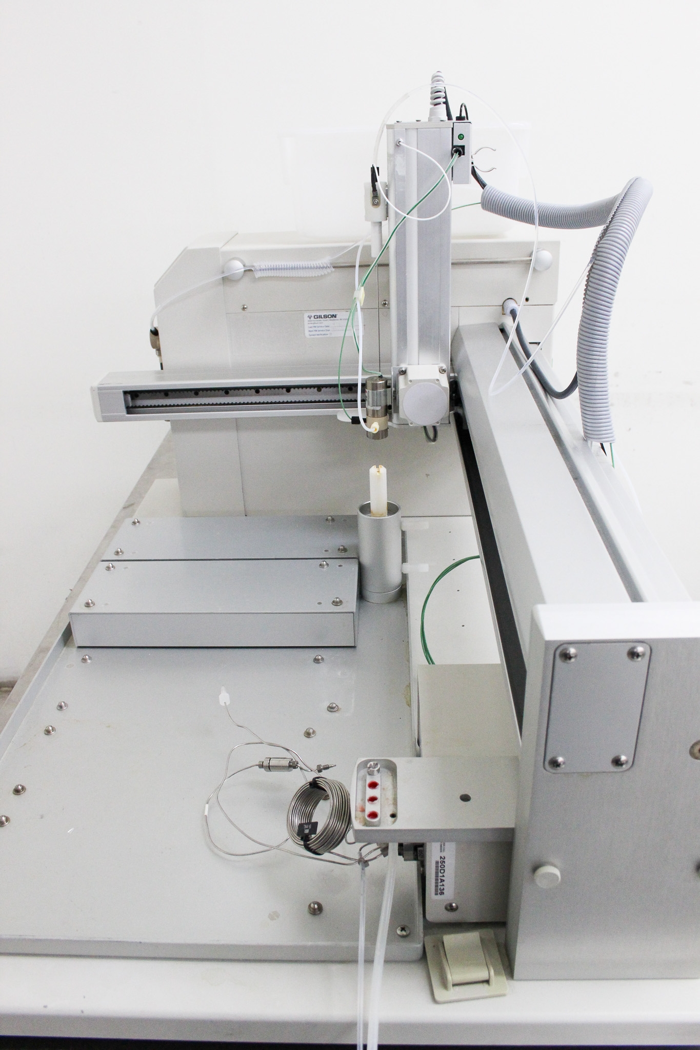 Gilson Nebula 215 Liquid Handler Automated High-Throughput Sample Transfers