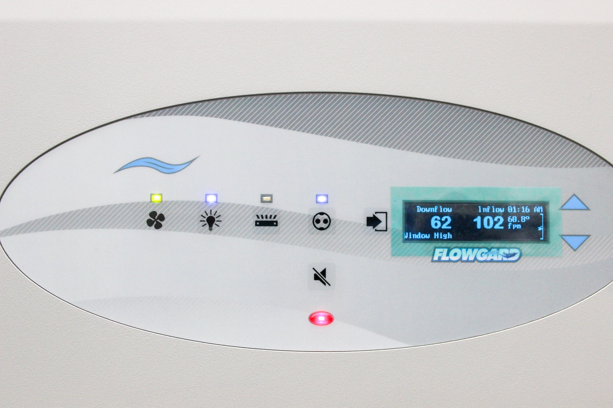 NuAire NU-543-400 Biosafety Cabinet III Dual Thermistor 120V