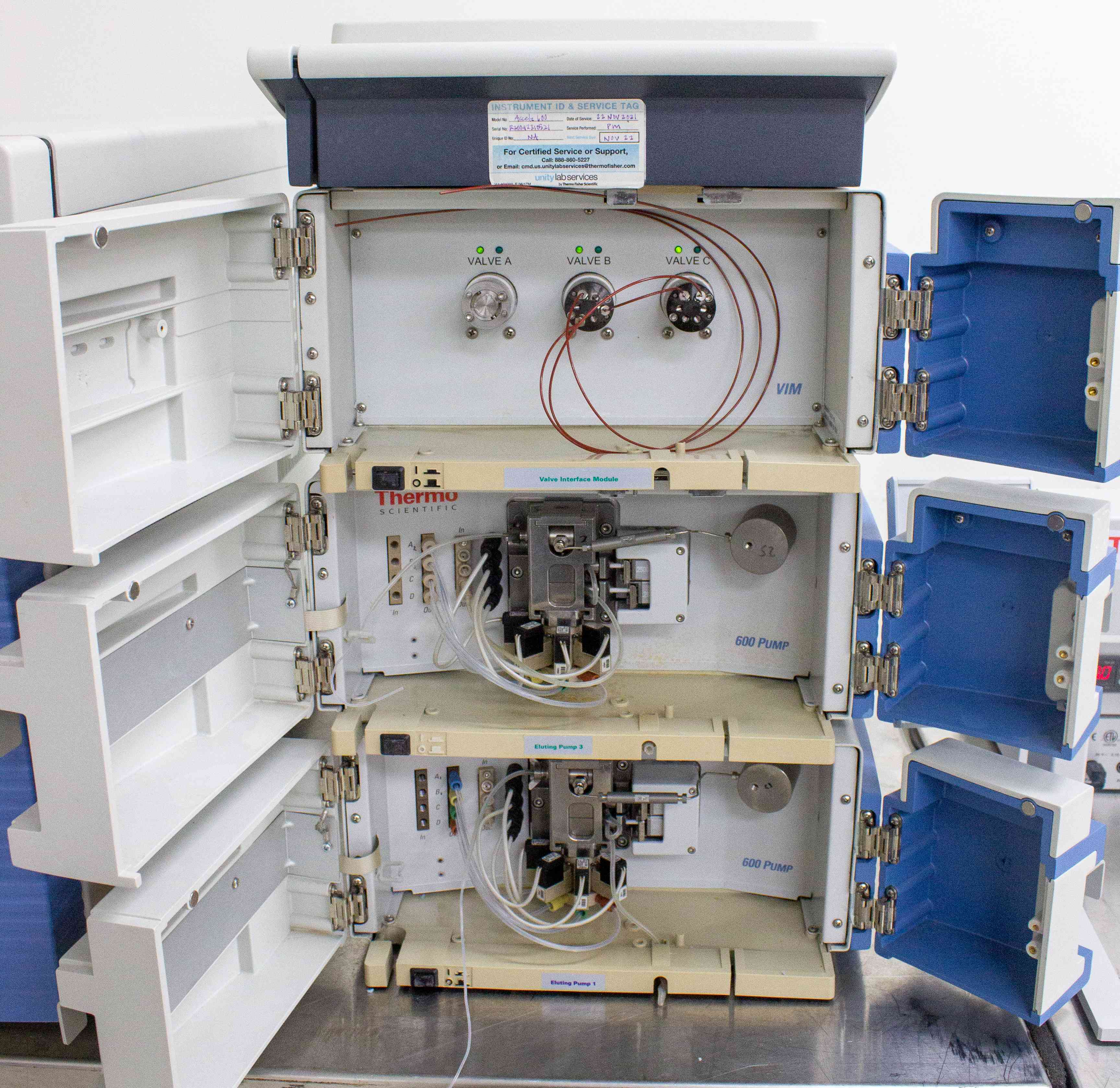 Thermo Transcend LX1 HPLC TSQ Quantum Mass Spec Includes Ion Source