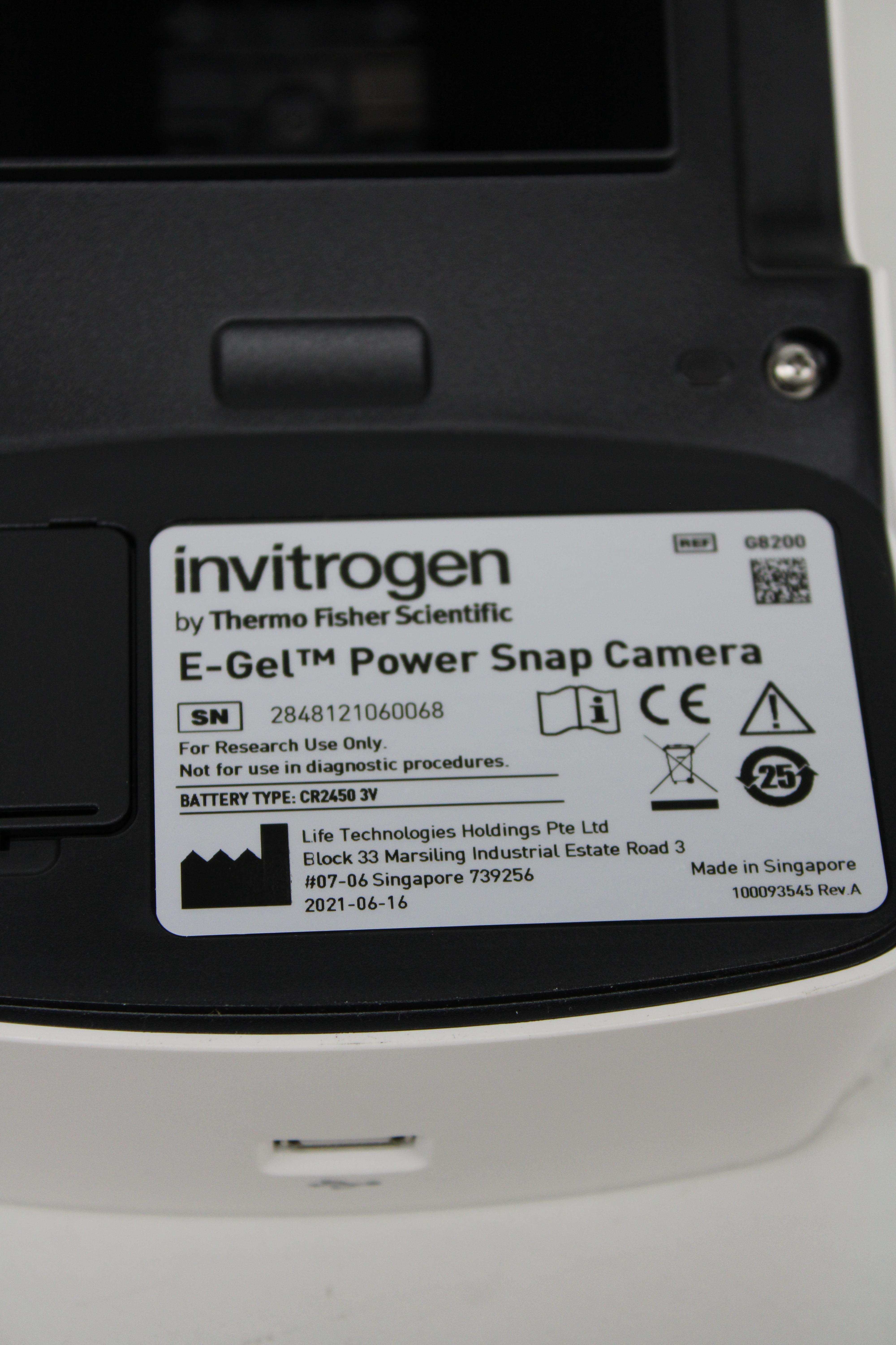 Invitrogen E-Gel Power Snap Electrophoresis System