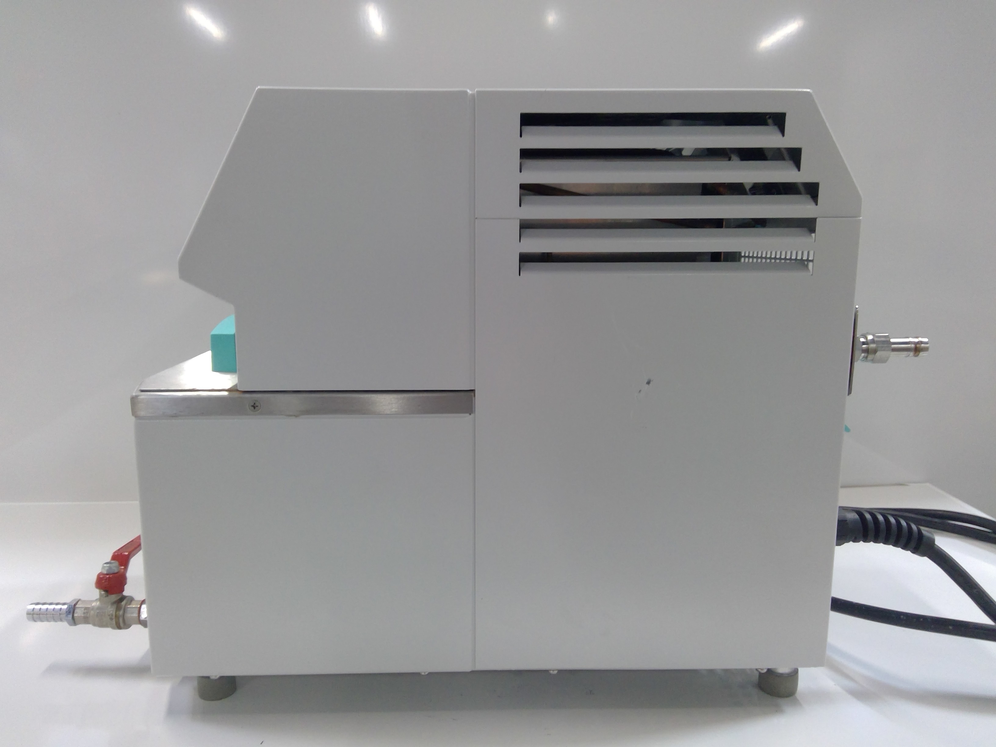 Julabo CF31 Circulator Refrigerated Heating 2kW 115V Compact 10345759