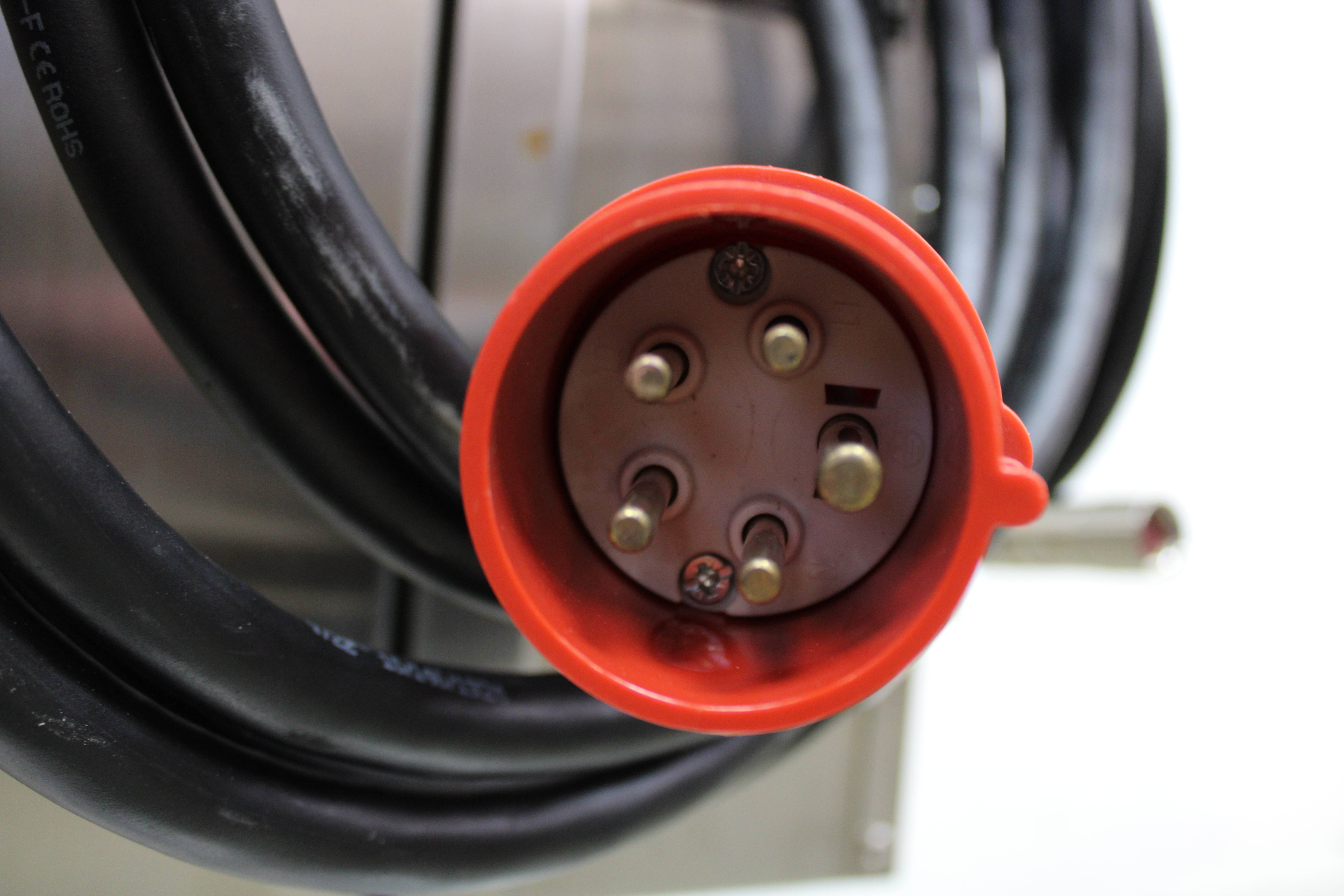 GE AxiChrom Master 300-1600 Control Unit for Chromatography Columns