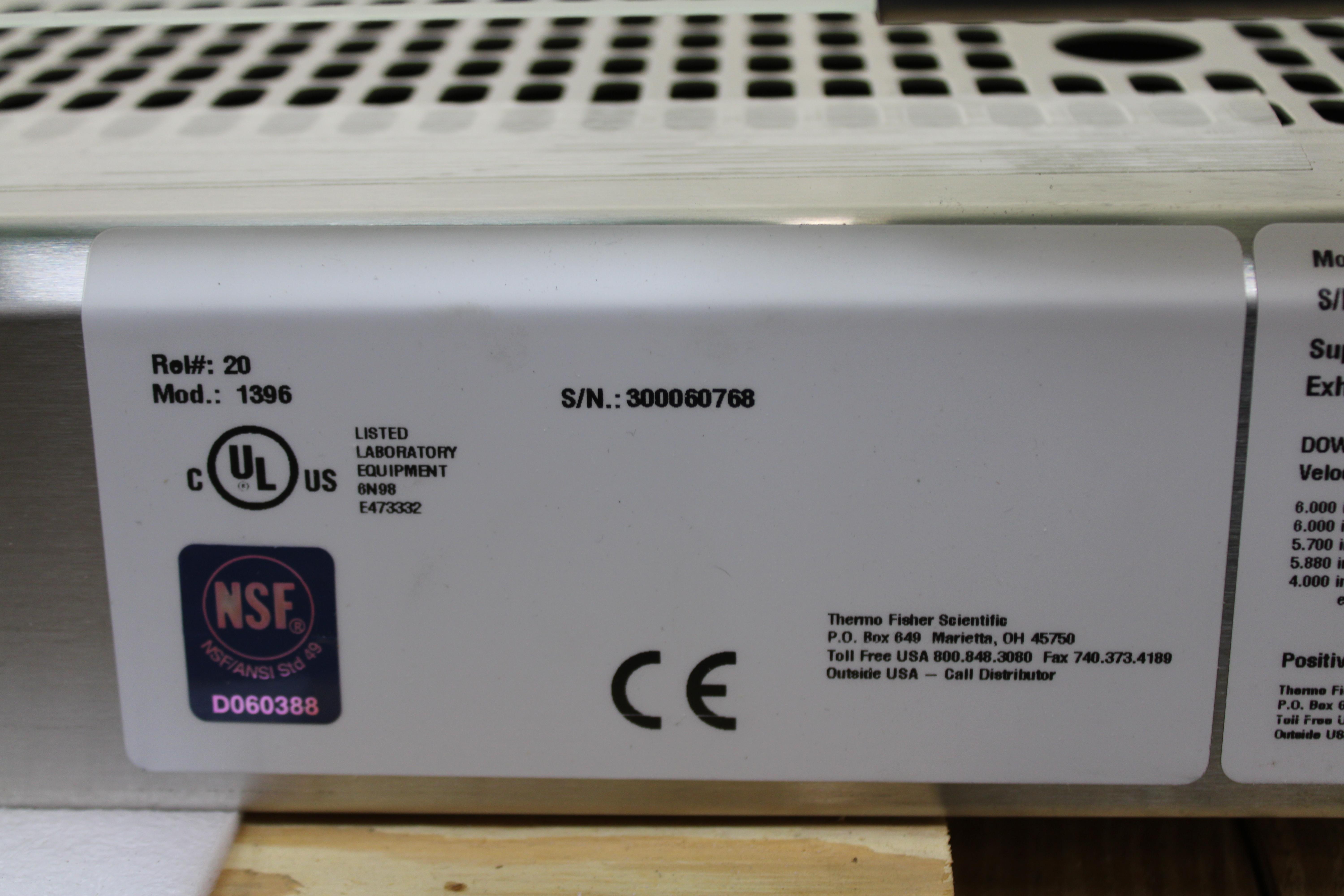 Thermo 1300 SERIES A2 Biological Safety Cabinet Adjustable Stand UV Light