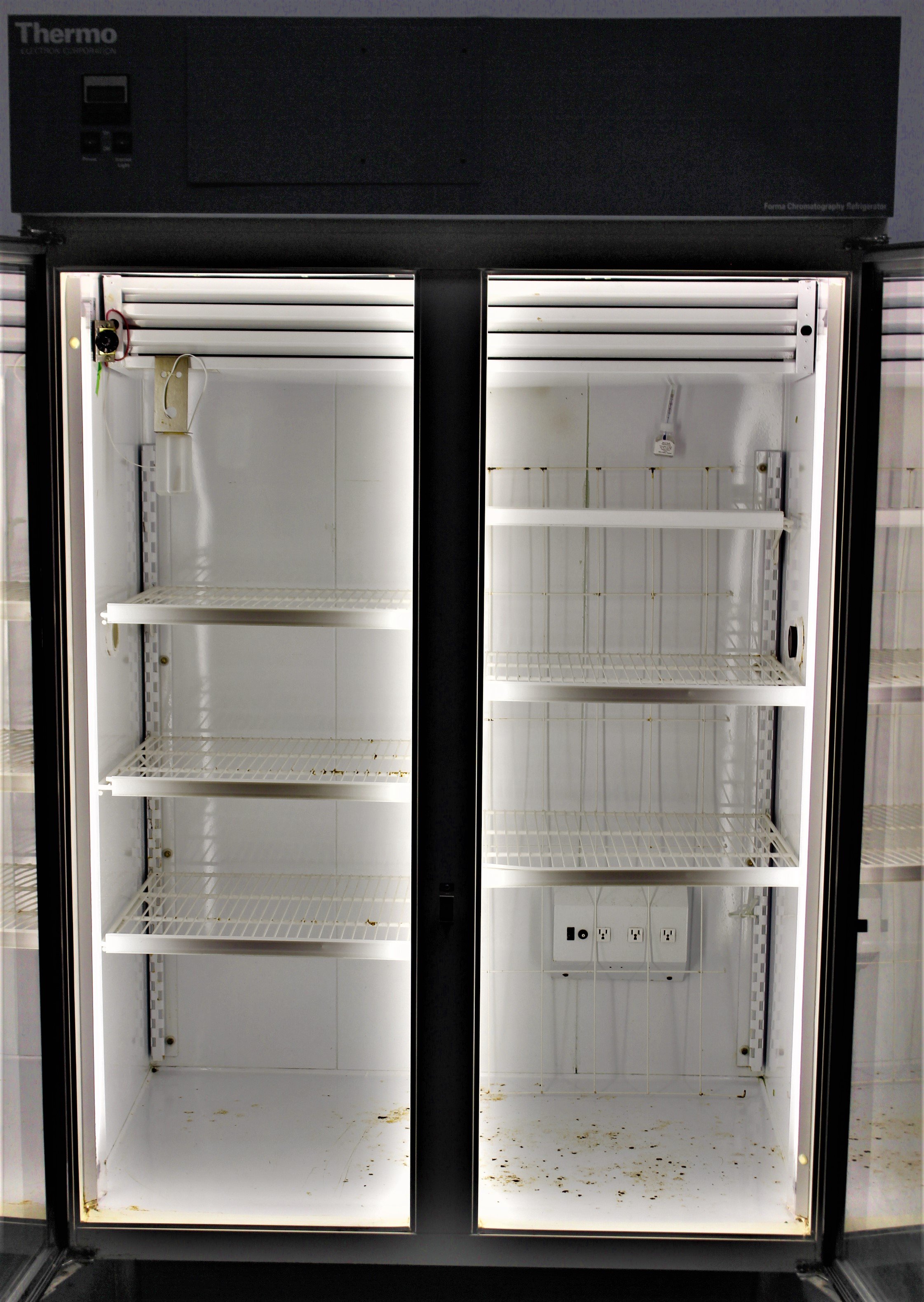Thermo 3787 Chromatography Refrigerator 84in H 1-13C Dual Pane Glass
