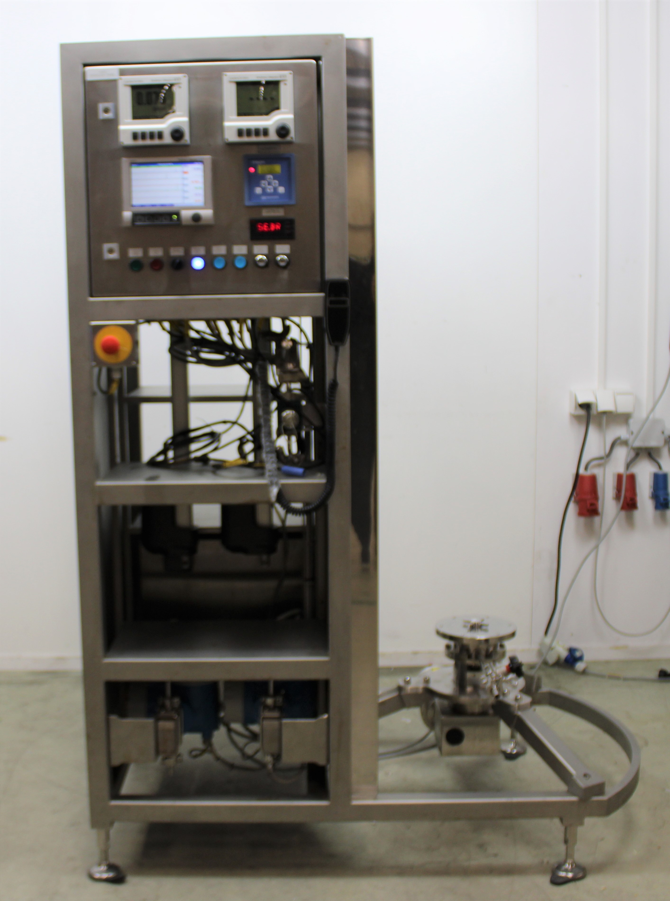 Thermo Rhobust Flex Chromatography System Used 240V Powers On 2008 U.Sales