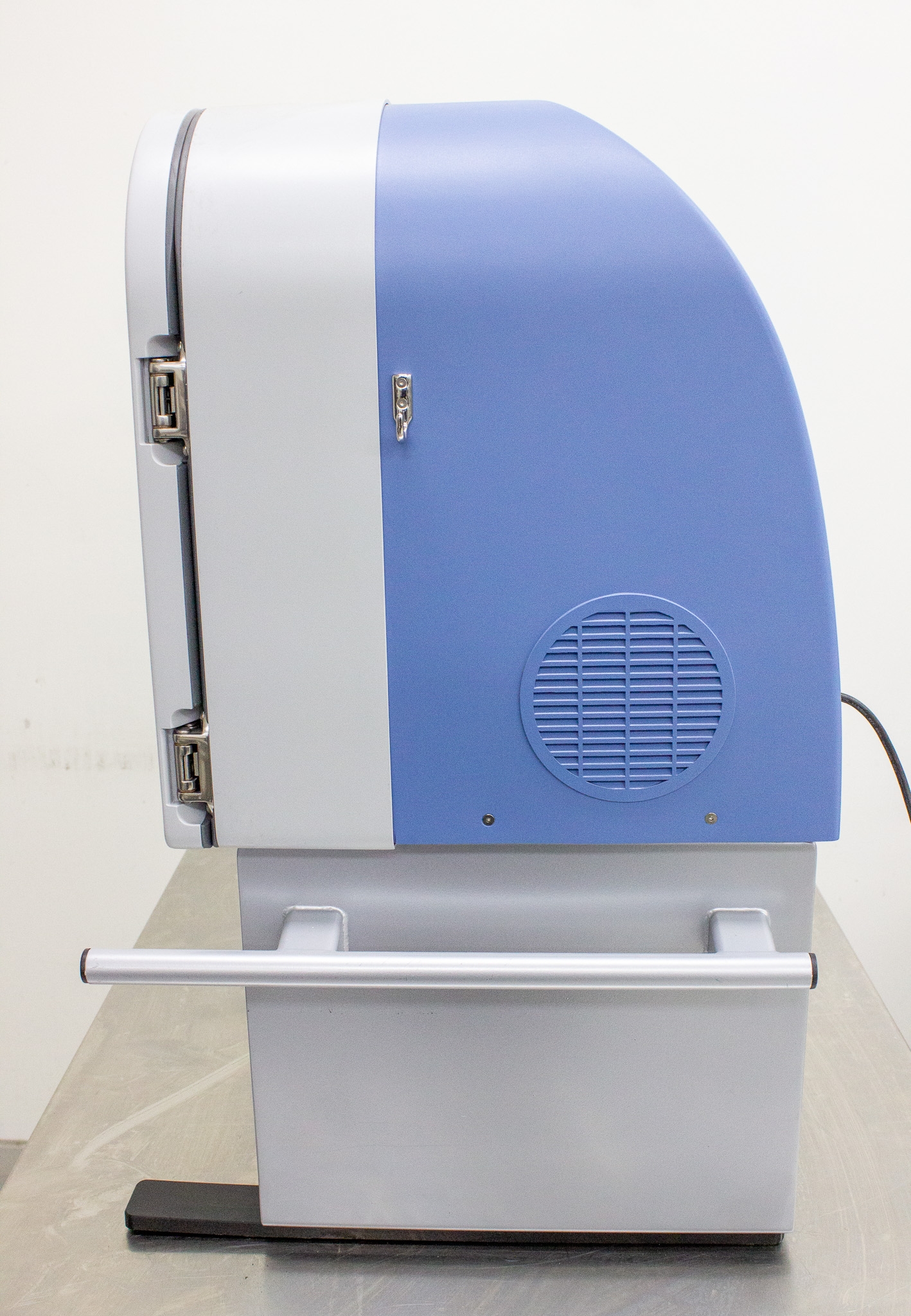 Terumo Finia Fill and Finish System for Cell and Gene Therapy