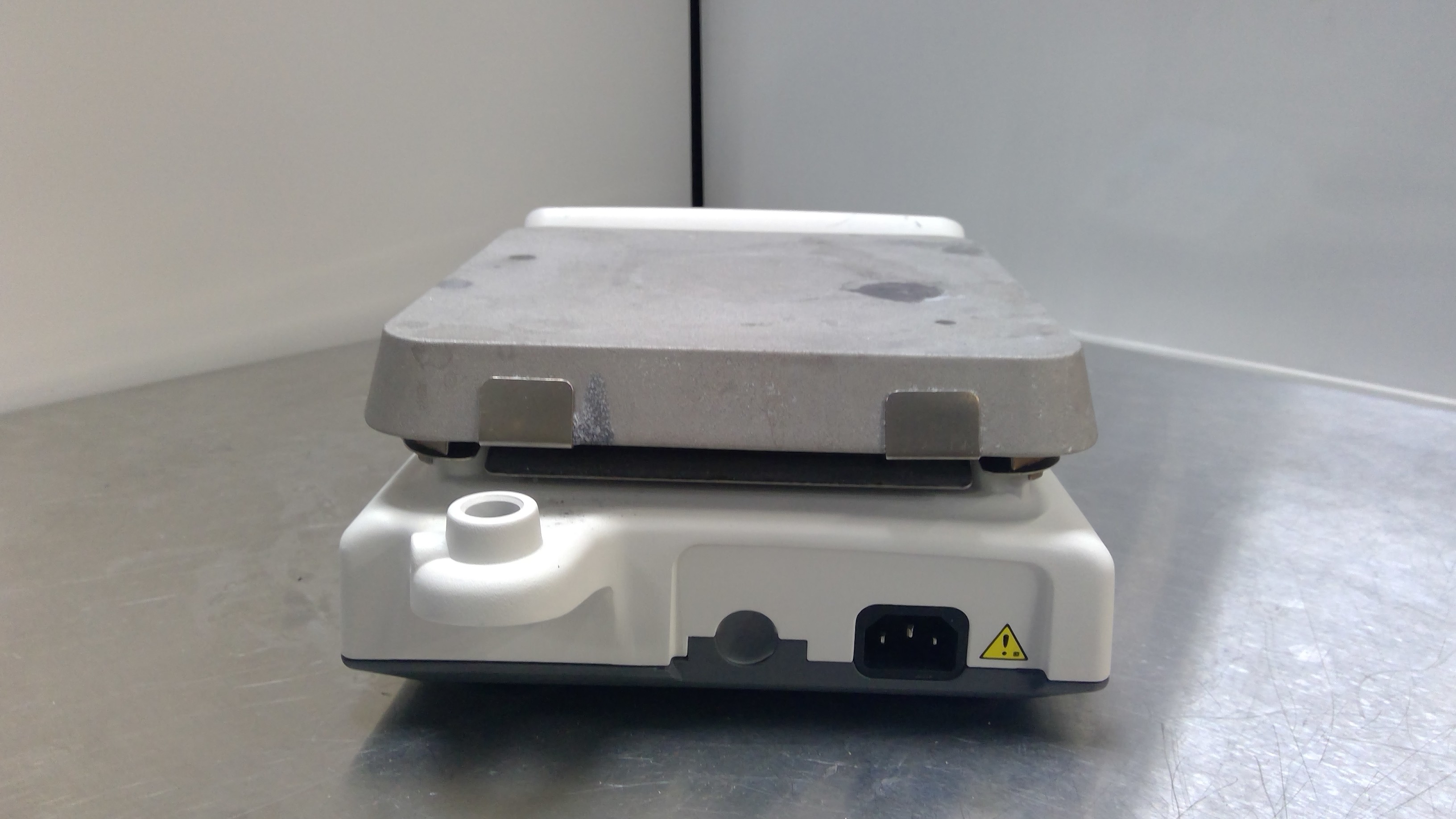 Thermo Scientific S88857104 Stirrer 4x4 Ceramic Plate, Temp Control