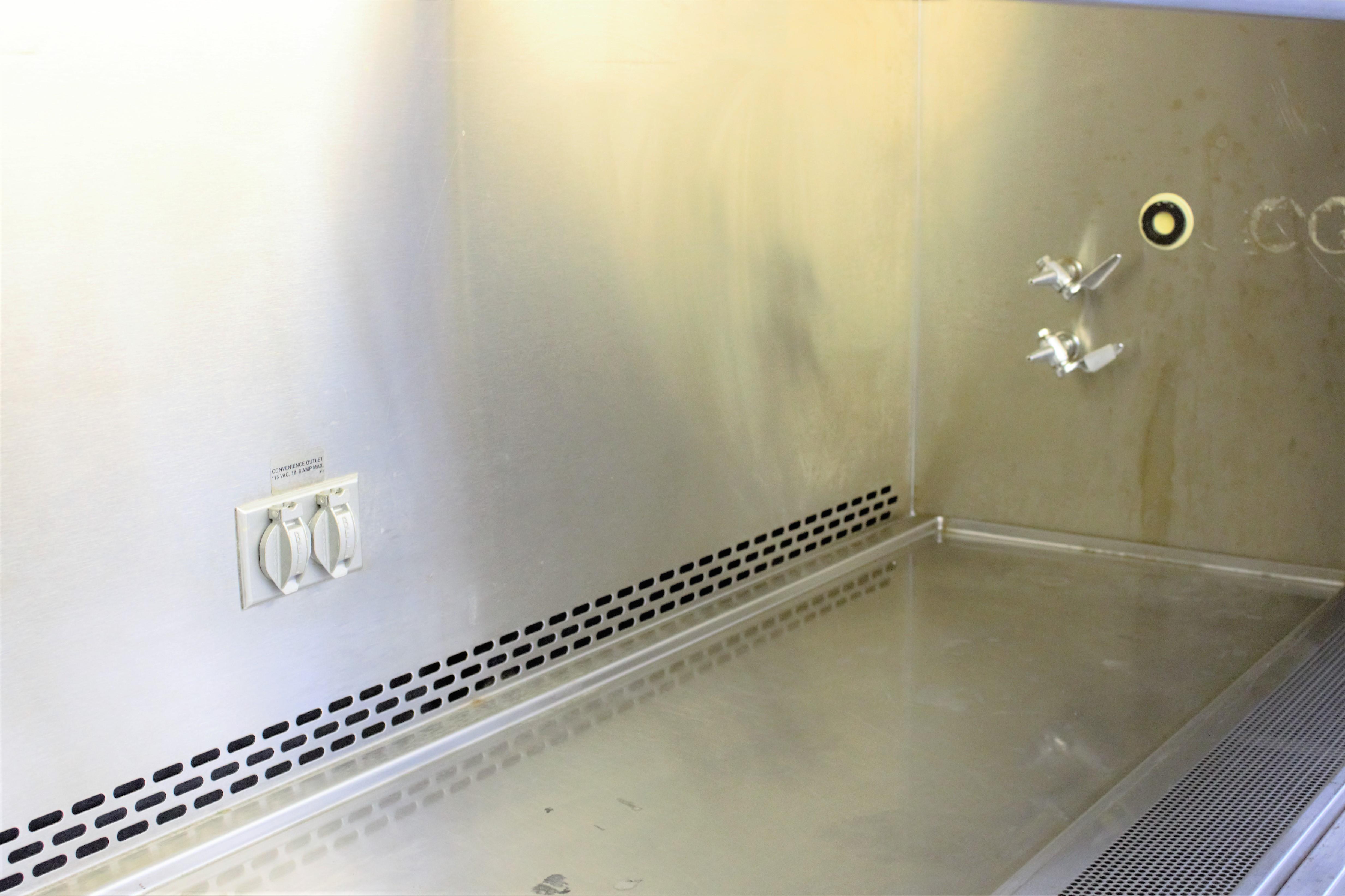 NuAire NU-425-600 Biological Safety Cabinet 6ft Lab Safer Airflow Ergonomics