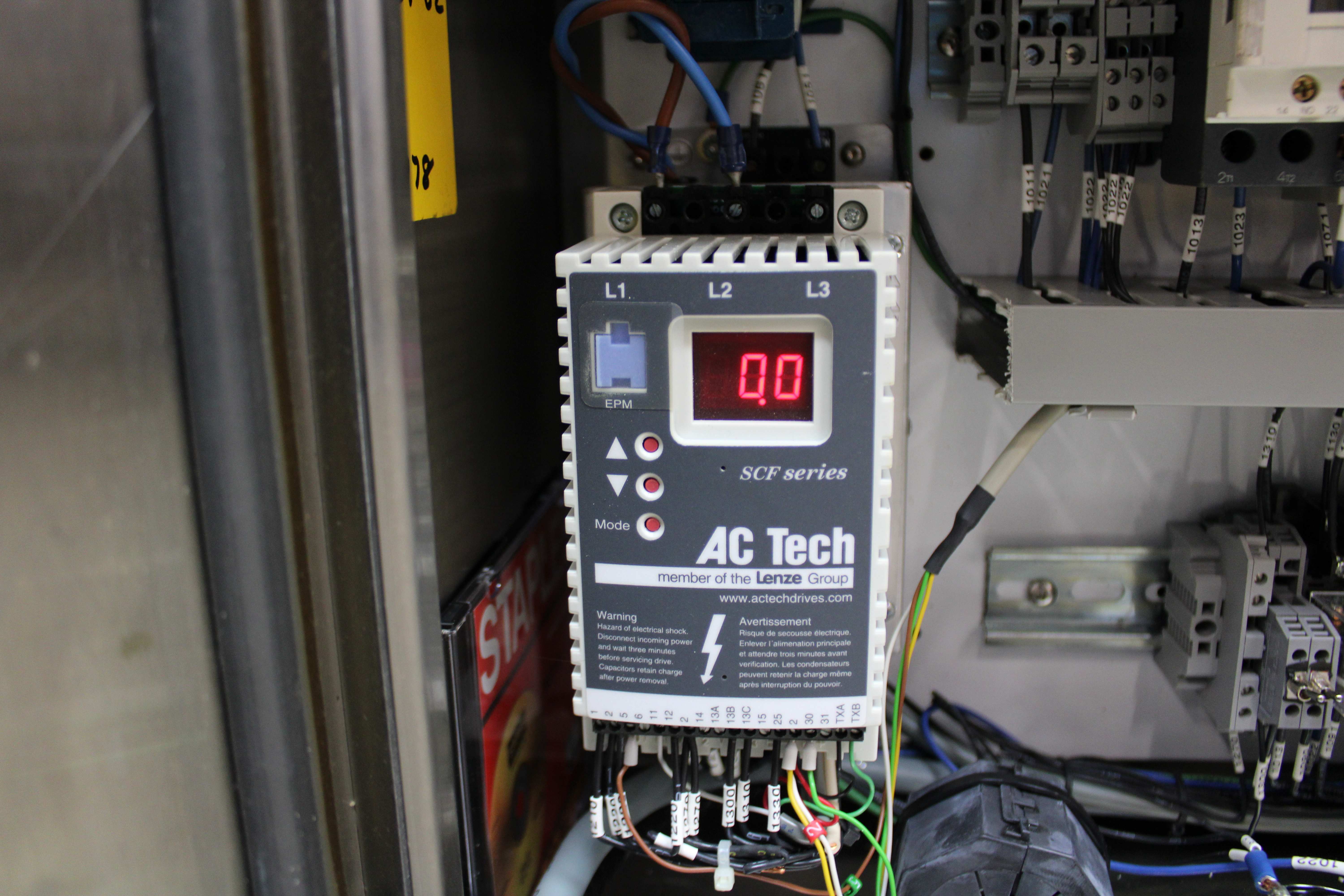 HyClone SV50171.02 50L Single-Use Bioreactor on Rolling Cart with 1/4HP Motor