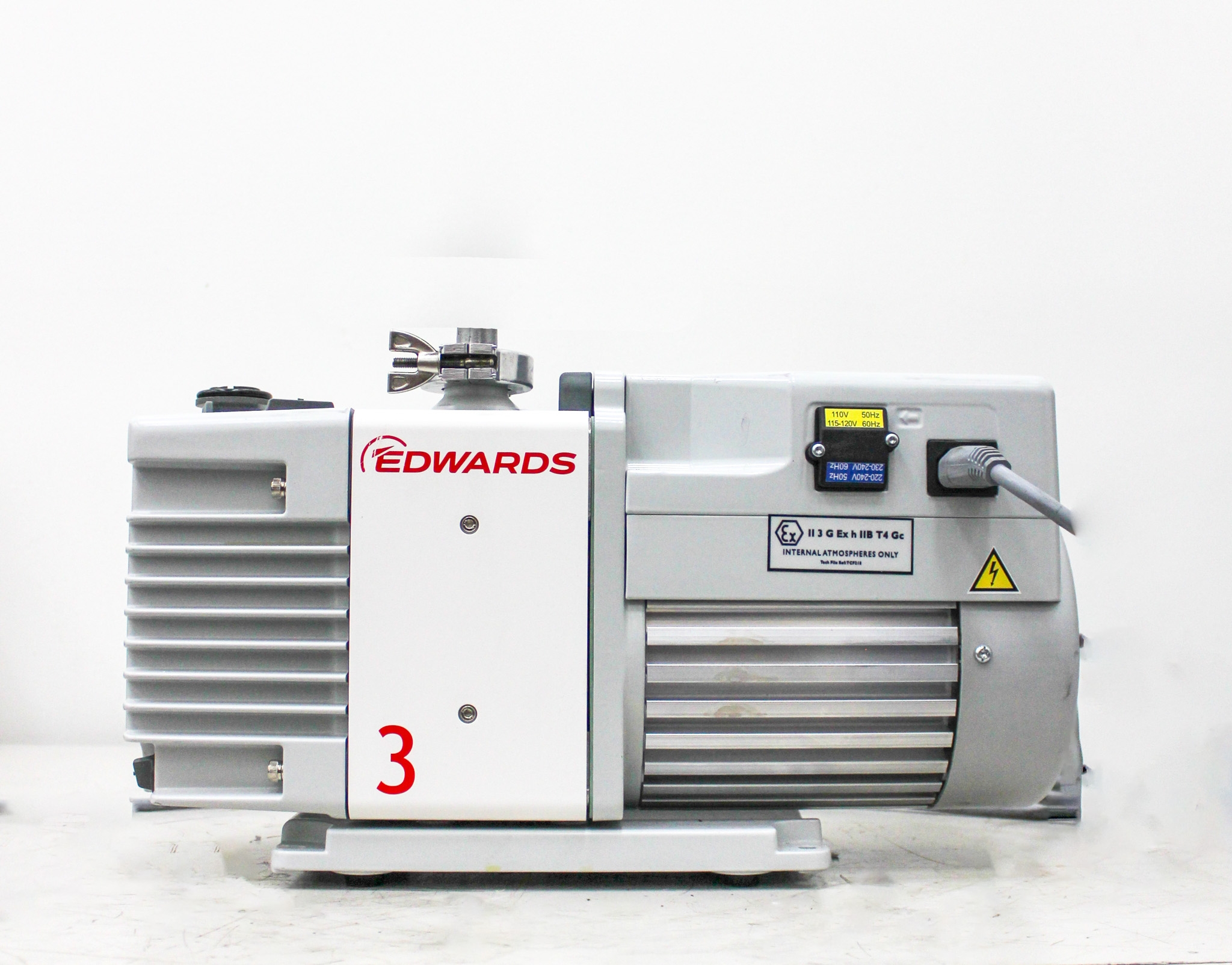 Edwards RV8 Vacuum Pump High-Speed With Quiet Operation Efficient Used
