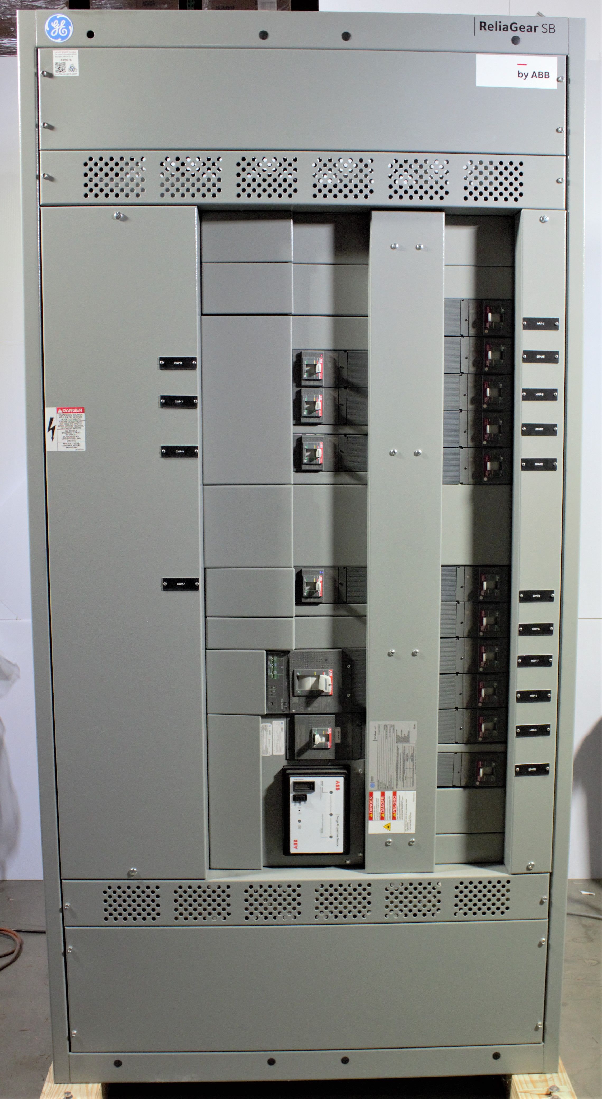 【BREAKERZ】会報 Amphenol Network Solutions > LOAD CENTER PANEL, 4RU
