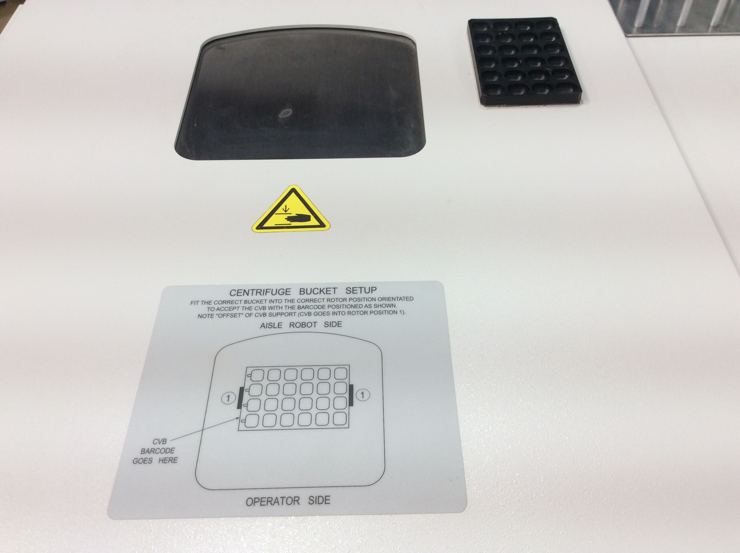 Sigma 6K15 Robot Benchtop Centrifuge 6x500ml -10-40C 15000RPM