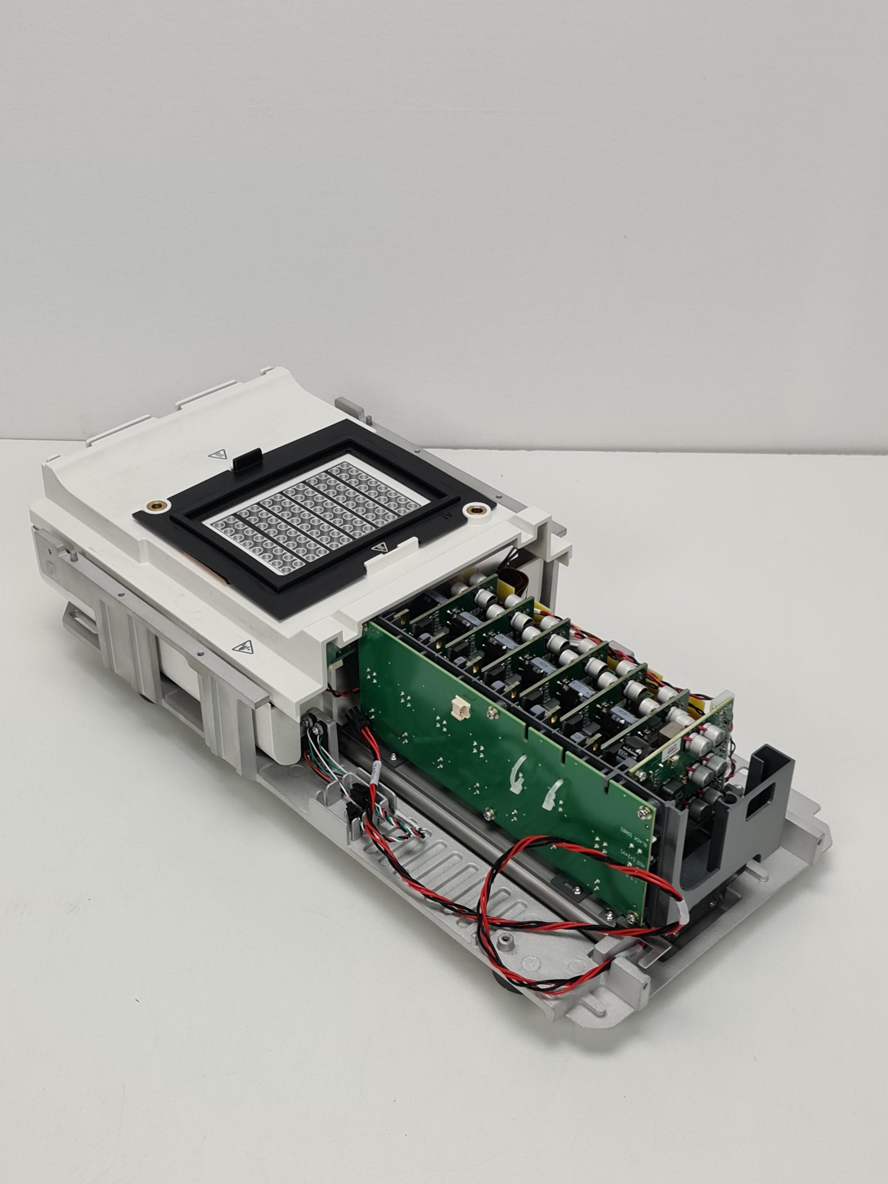 ABI A29435 Service Assembly Block For PCR 96-Well APTN Lab Equipment