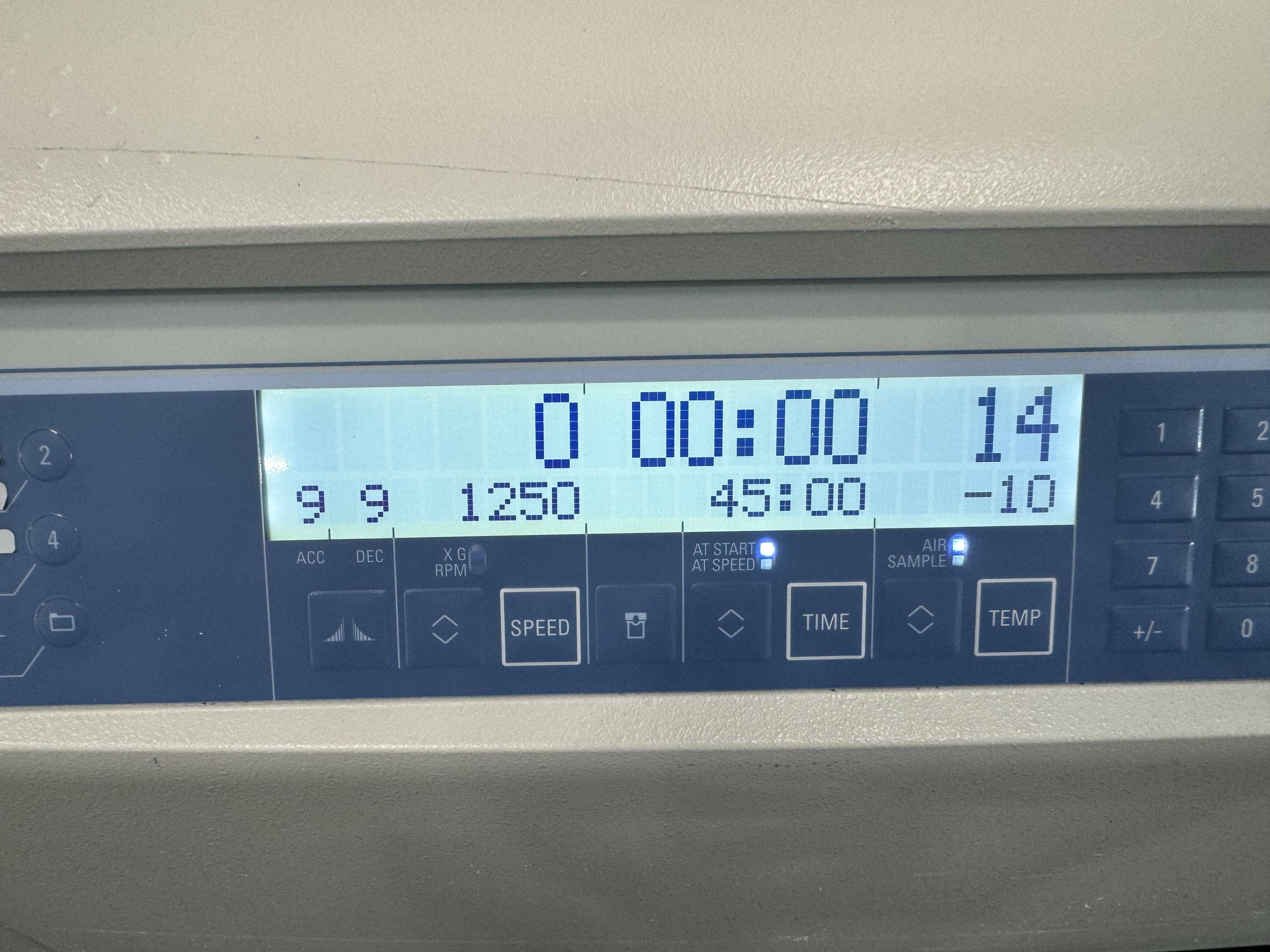 Legend XTR Sorvall Legend XTR Centrifuge 4x1000mL 15,200 RPM, Used