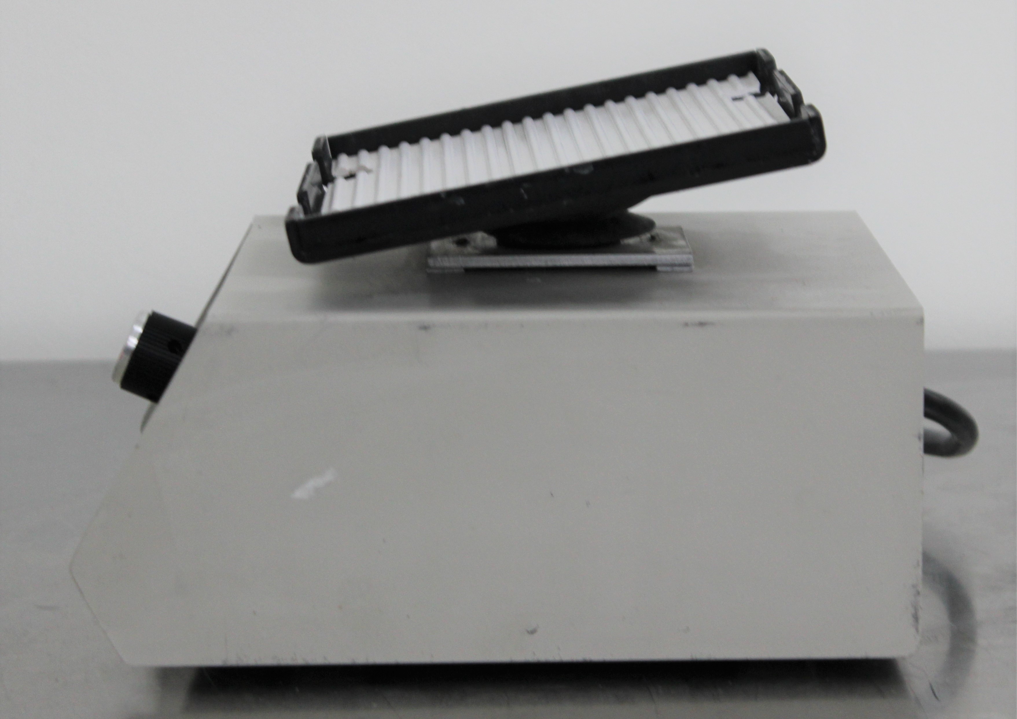 Lab-Line 4630 Rotator Shaker 30rpm Compact Mixing Serological Lab Used