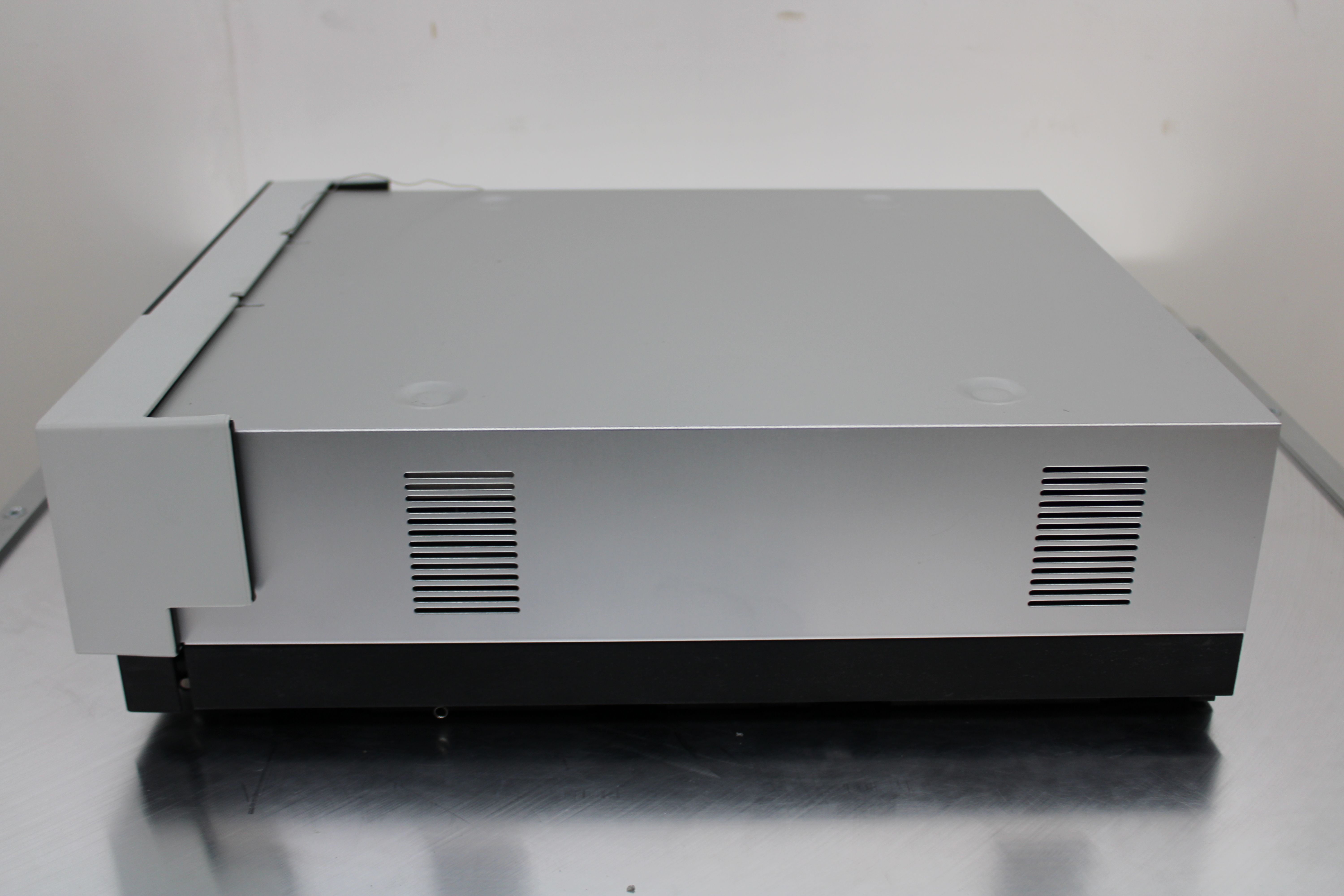 Thermo Dionex UltiMate VWD-3400RS Detector HPLC Chromatography 200Hz 4-Channel