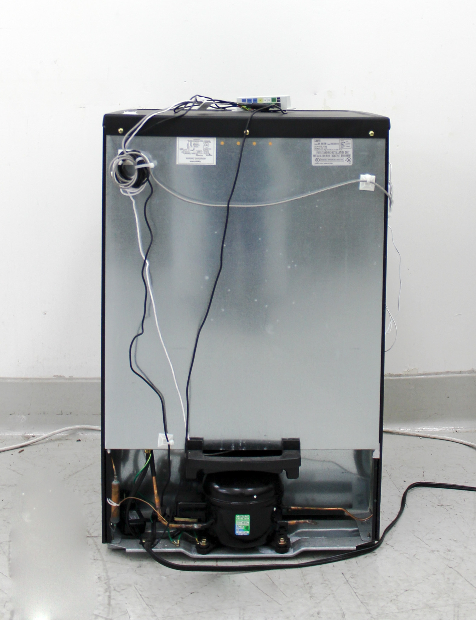 Sanyo SR-4912M Laboratory Refrigerator 4.4 cu. ft. Compact Stainless Steel