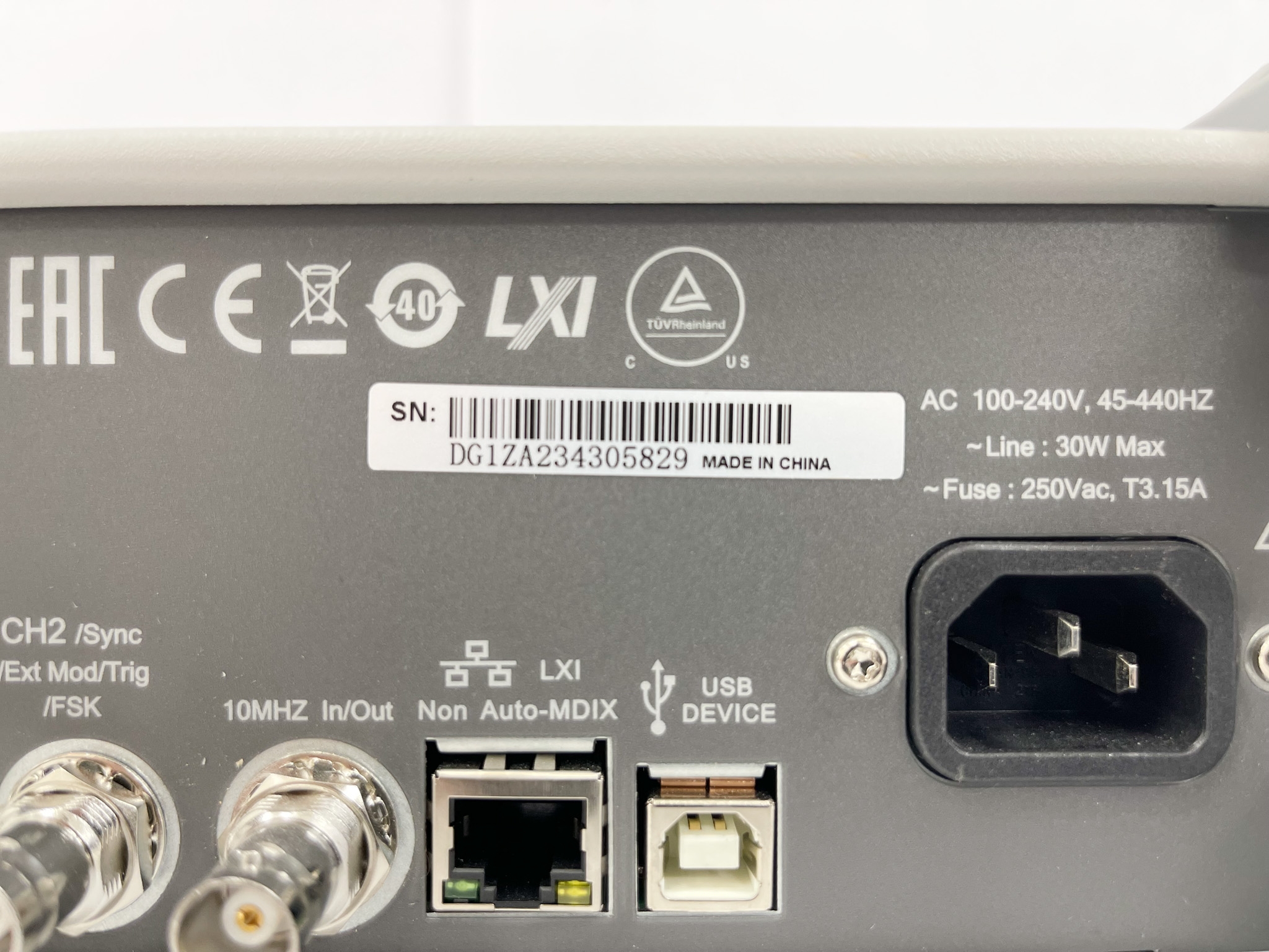 RIGOL DG1022Z 25MHz Function/Arbitrary Waveform Generator, SiFi, 2 Channels