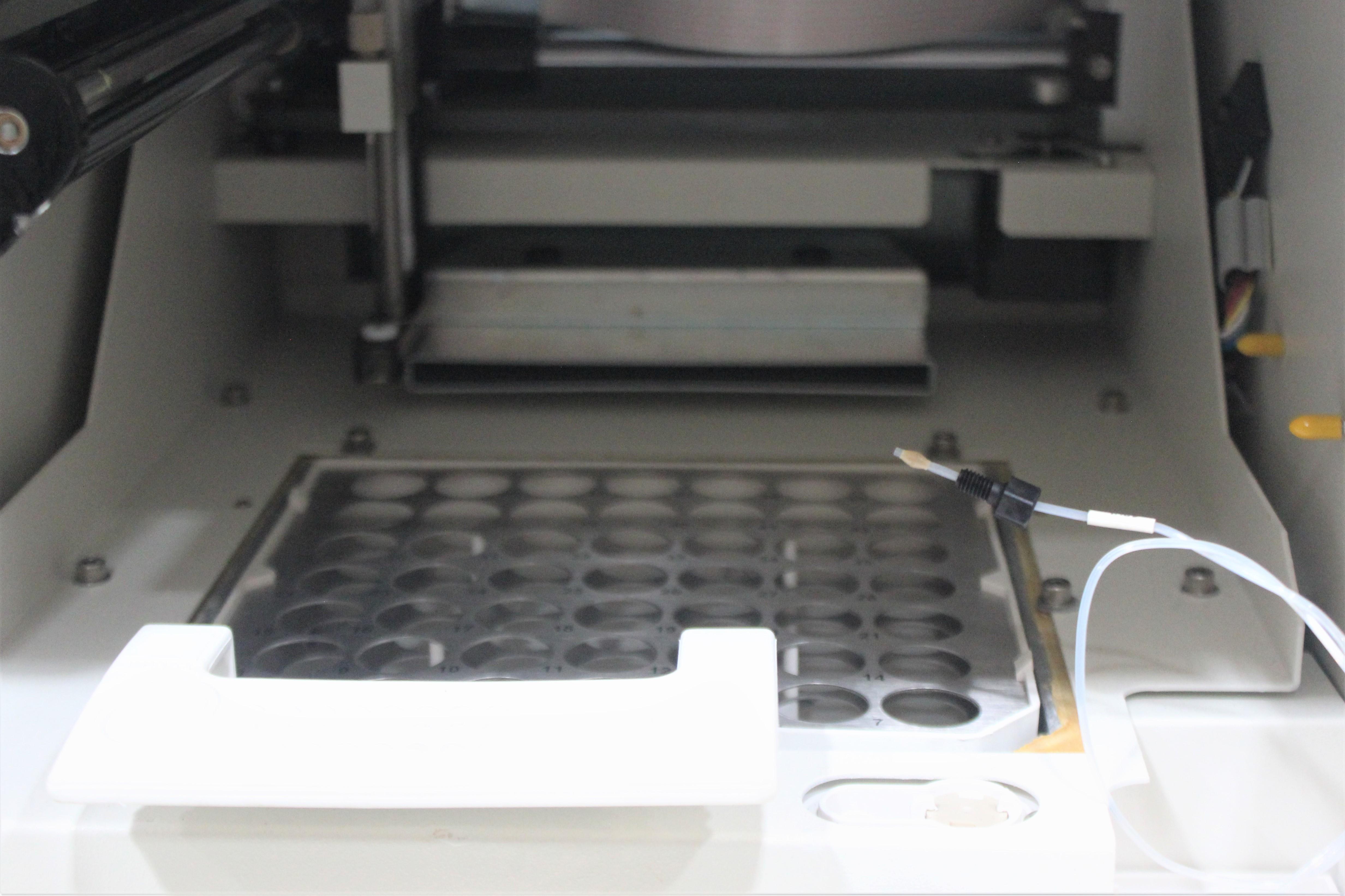 Dionex AS-1 Autosampler Lab Equipment Precise Sample Injection Delivery