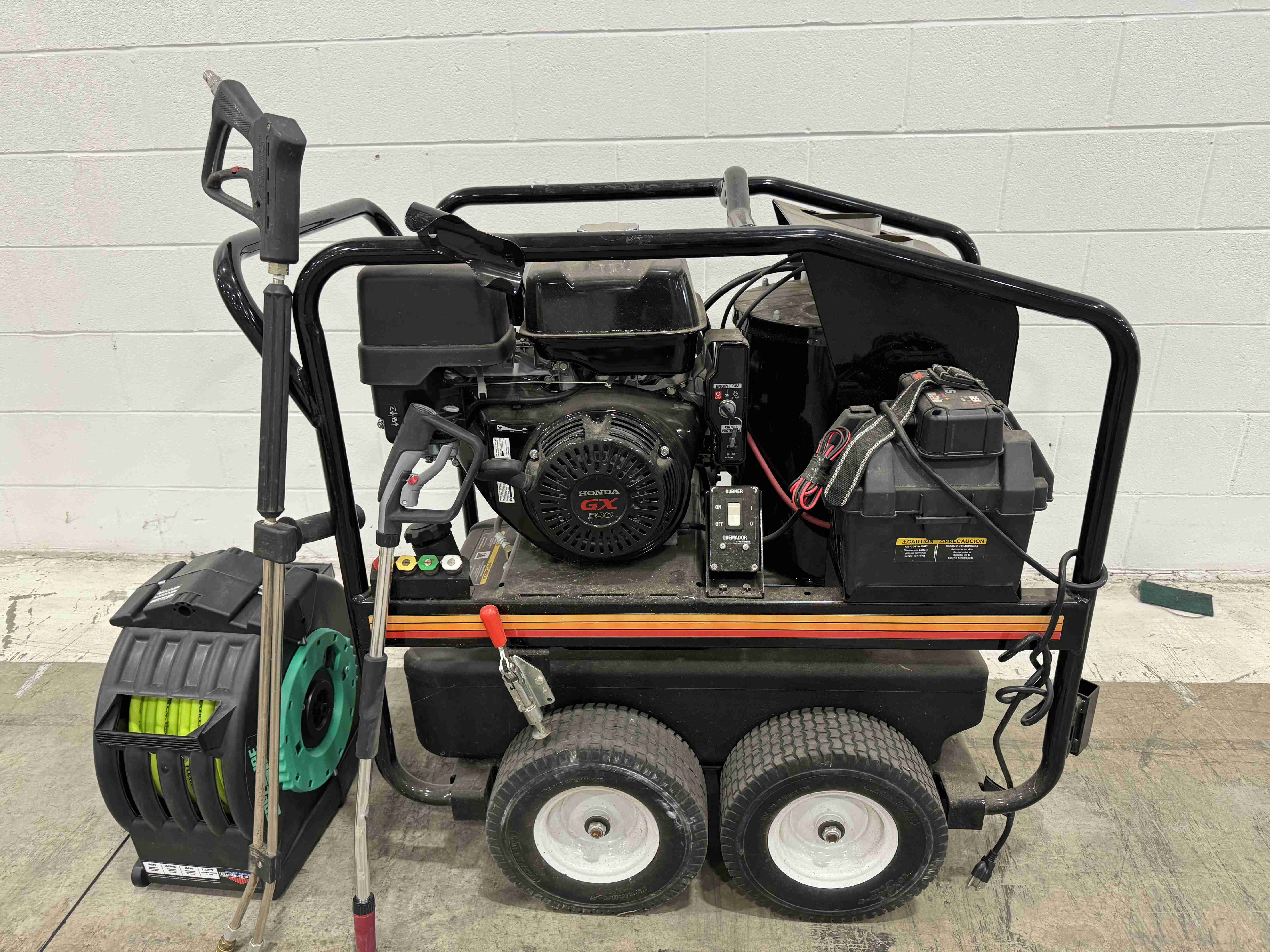 MI-T-M GH-3004-0EGH Gas Pressure Washer 3000 psi 3.5 gpm Hot Water Cart