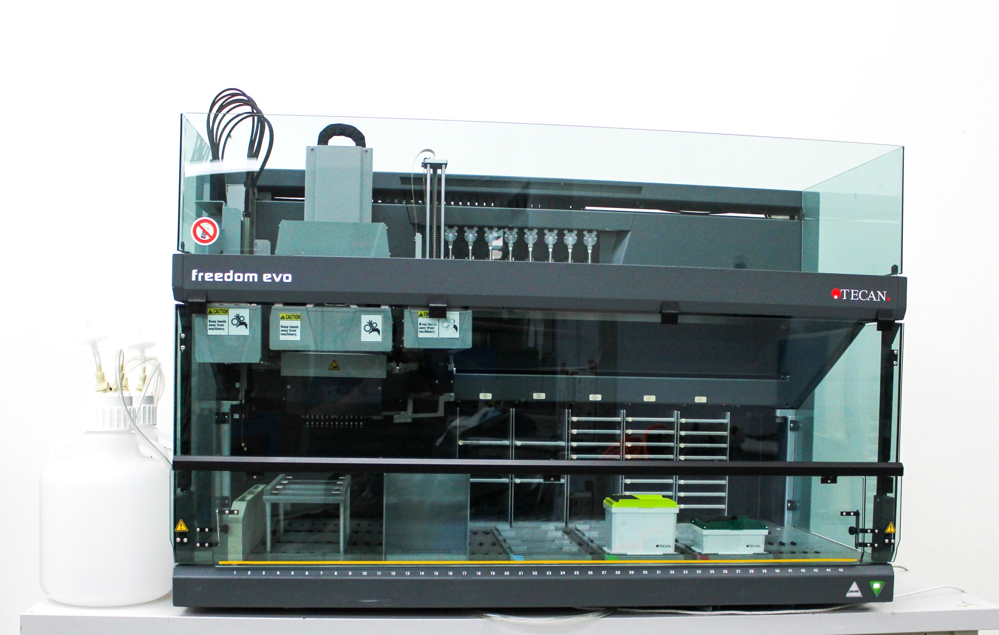 TECAN Freedom EVO-2 150 Base Liquid Handler System with Computer