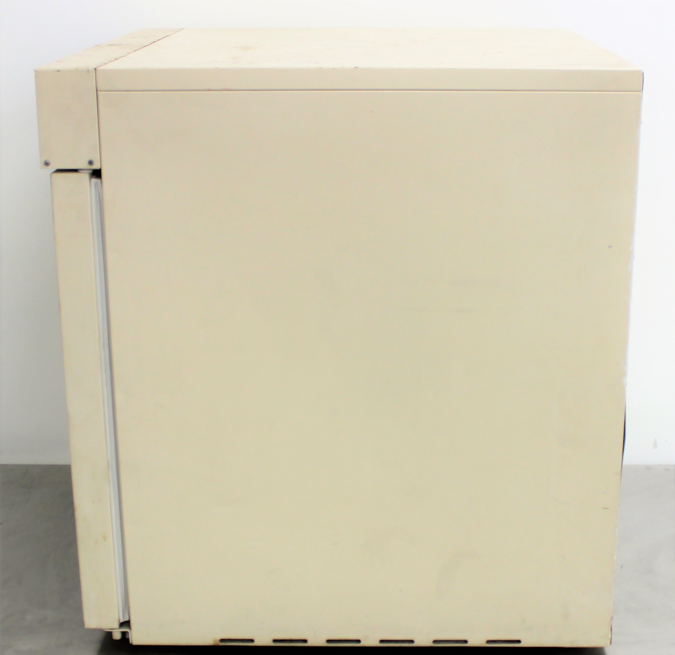 VWR 1530 Incubator Incubator Consolidated Temp Control Temps 5C to 70C Used