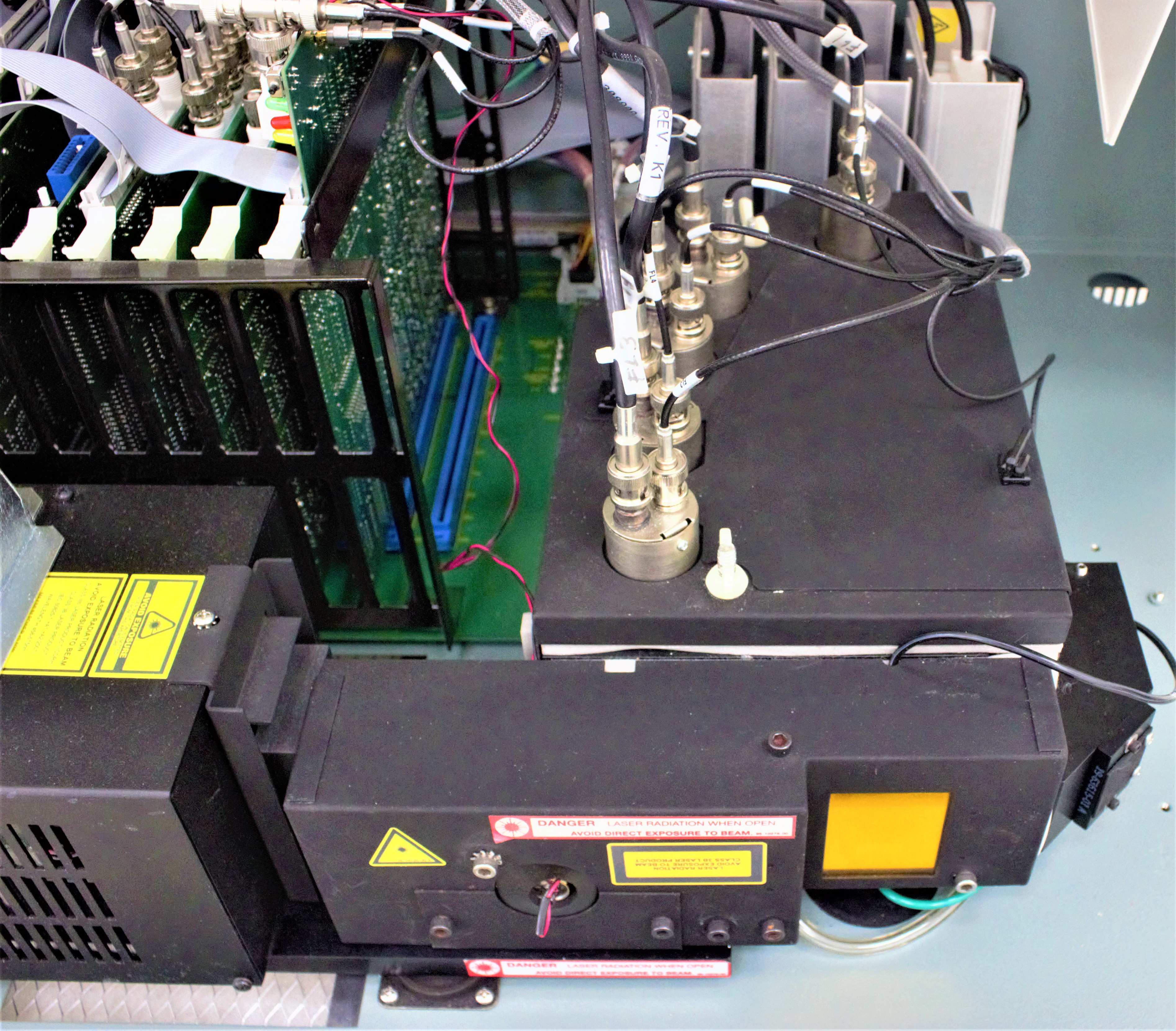BD FACScaliber Cytometry Flow Cytometer with Analysis & Sorting Capabilities