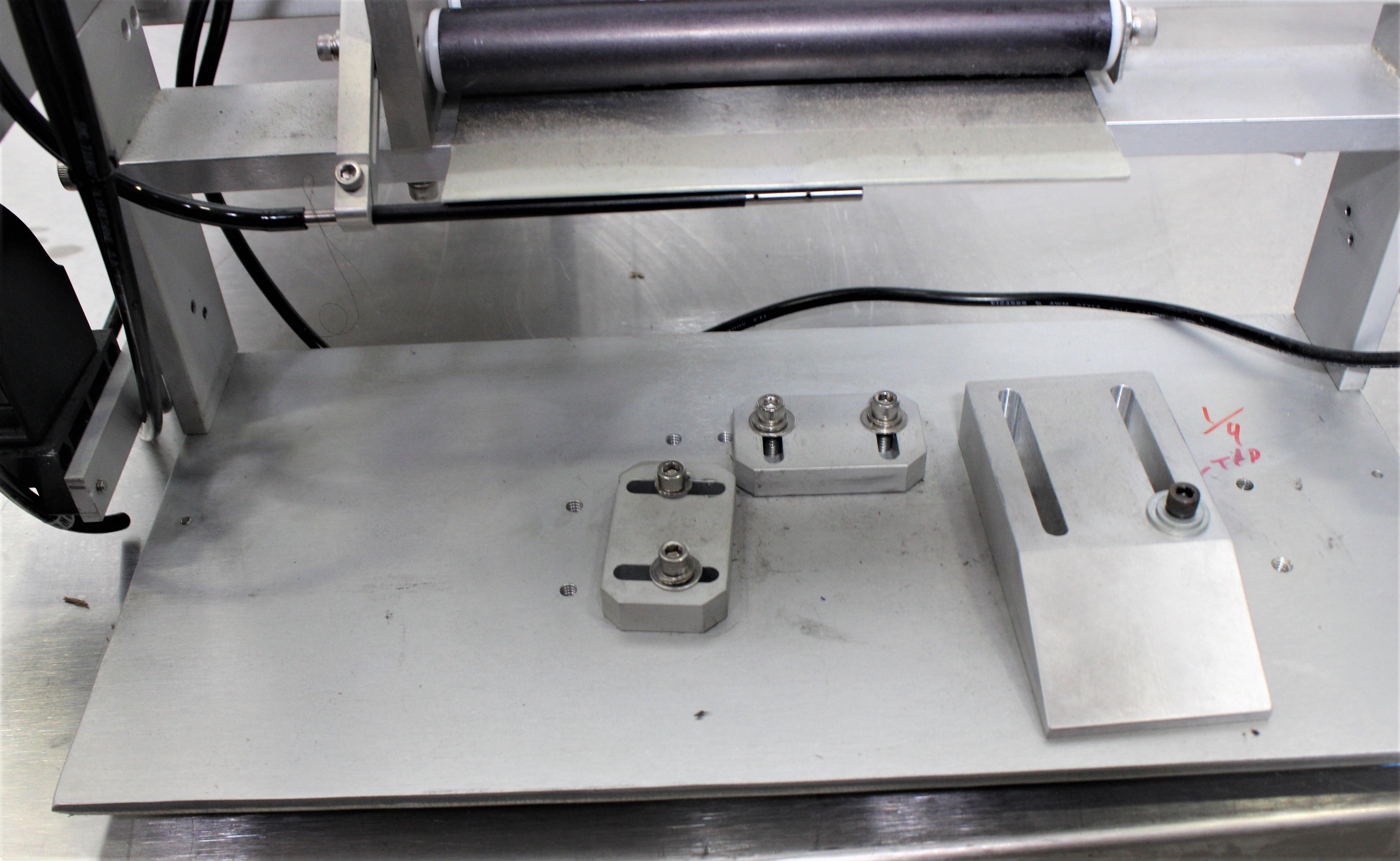 Quadrel T2 Labeling System Semi-Auto Labeler 25 Products/Min Used VG