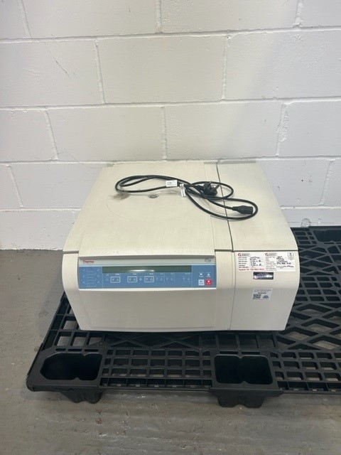 Thermo Sorvall ST 16R Centrifuge 1.6L Capacity Used Spacious Operation