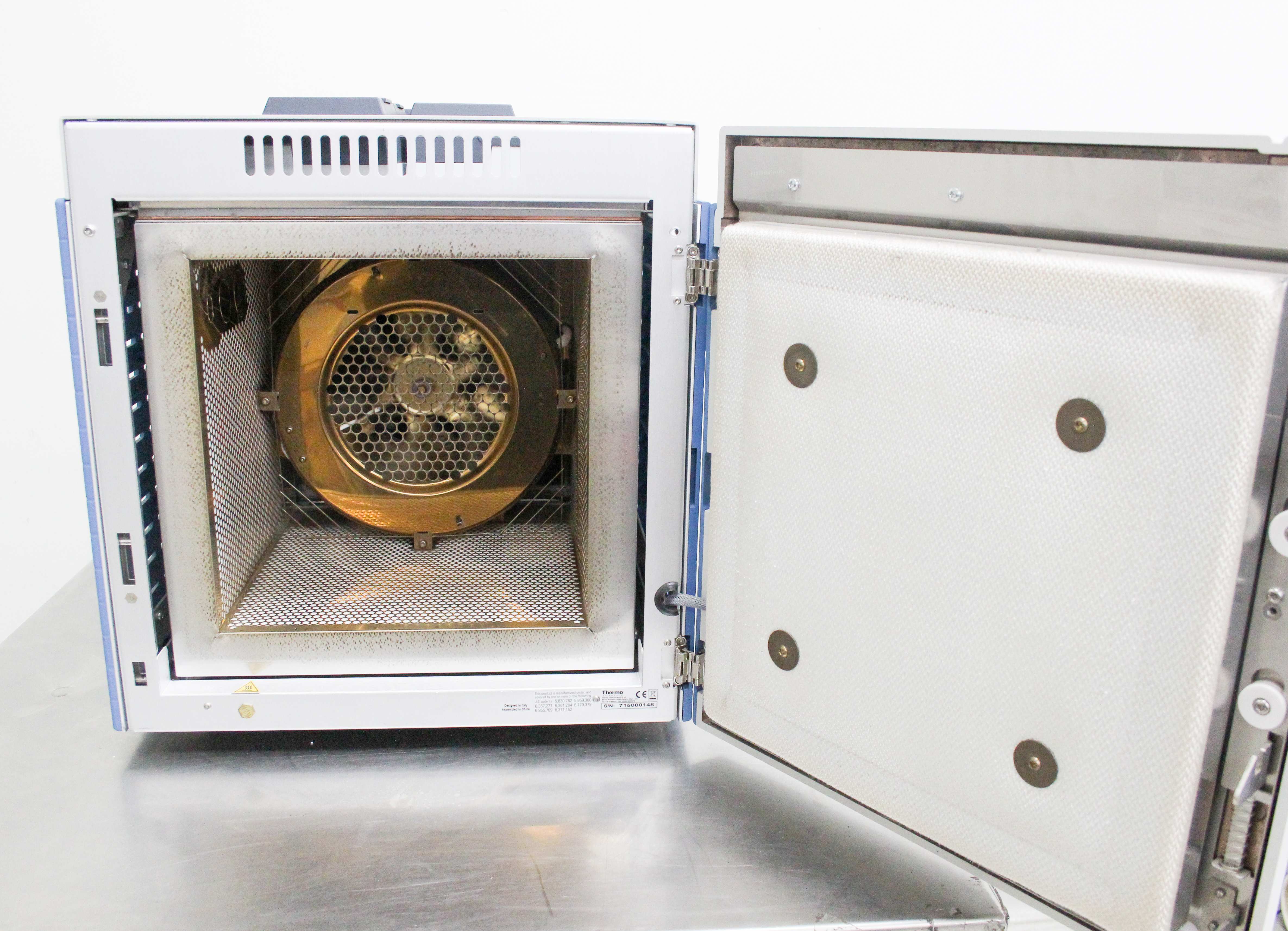 Thermo Trace 1310 Chromatograph System Gas Chromatography Oven