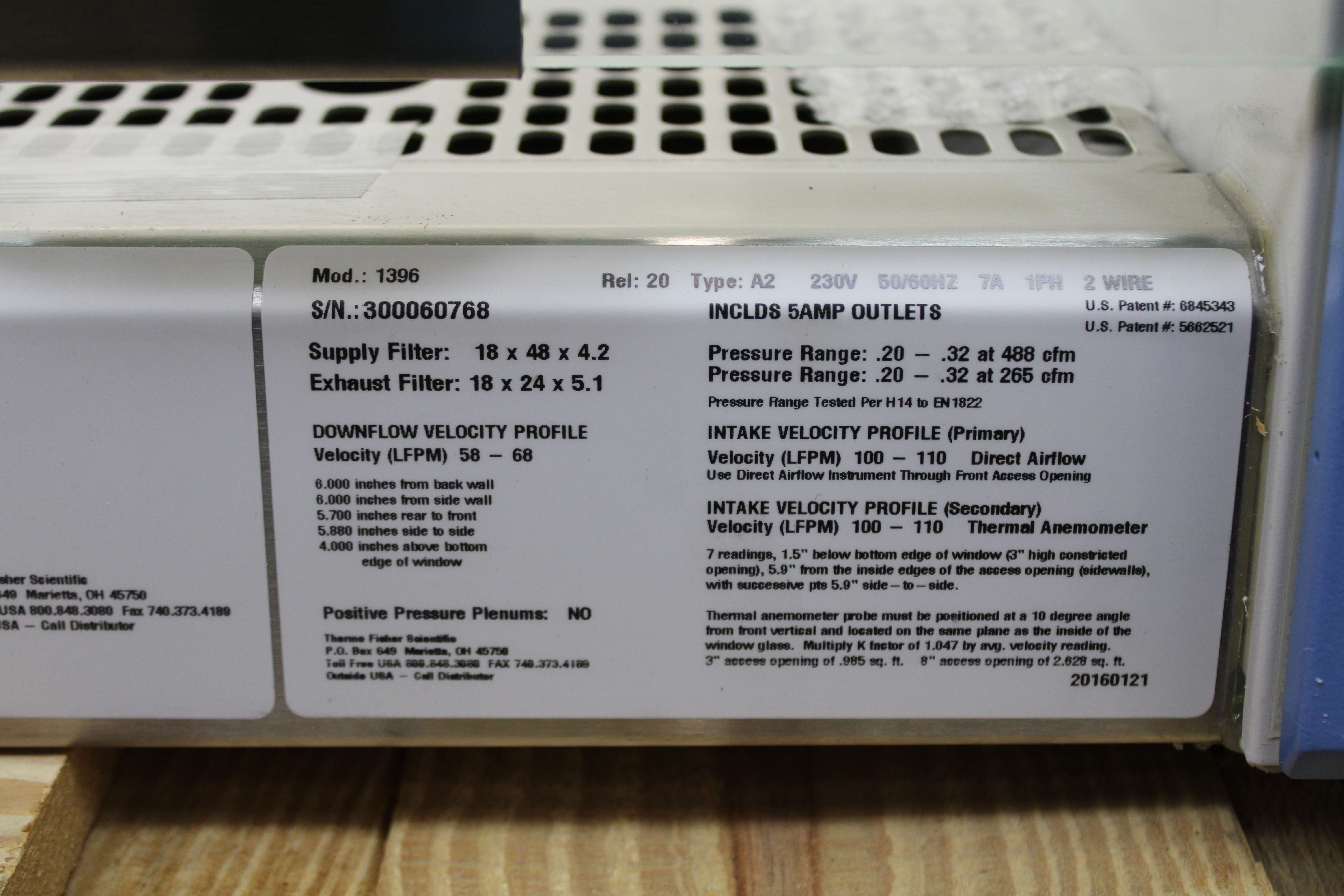 Thermo 1300 SERIES A2 Biological Safety Cabinet Adjustable Stand UV Light