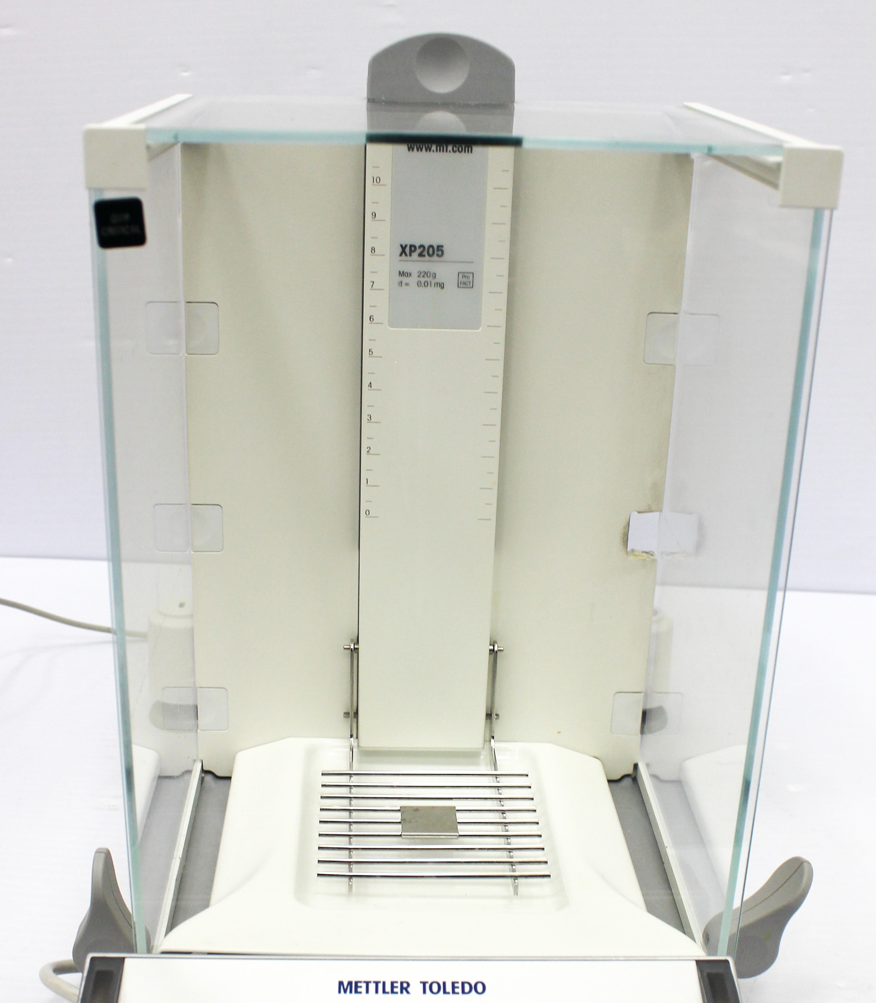Mettler Toledo XP205 Analytical Balance 220g 0.01mg Bluetooth Touchscreen