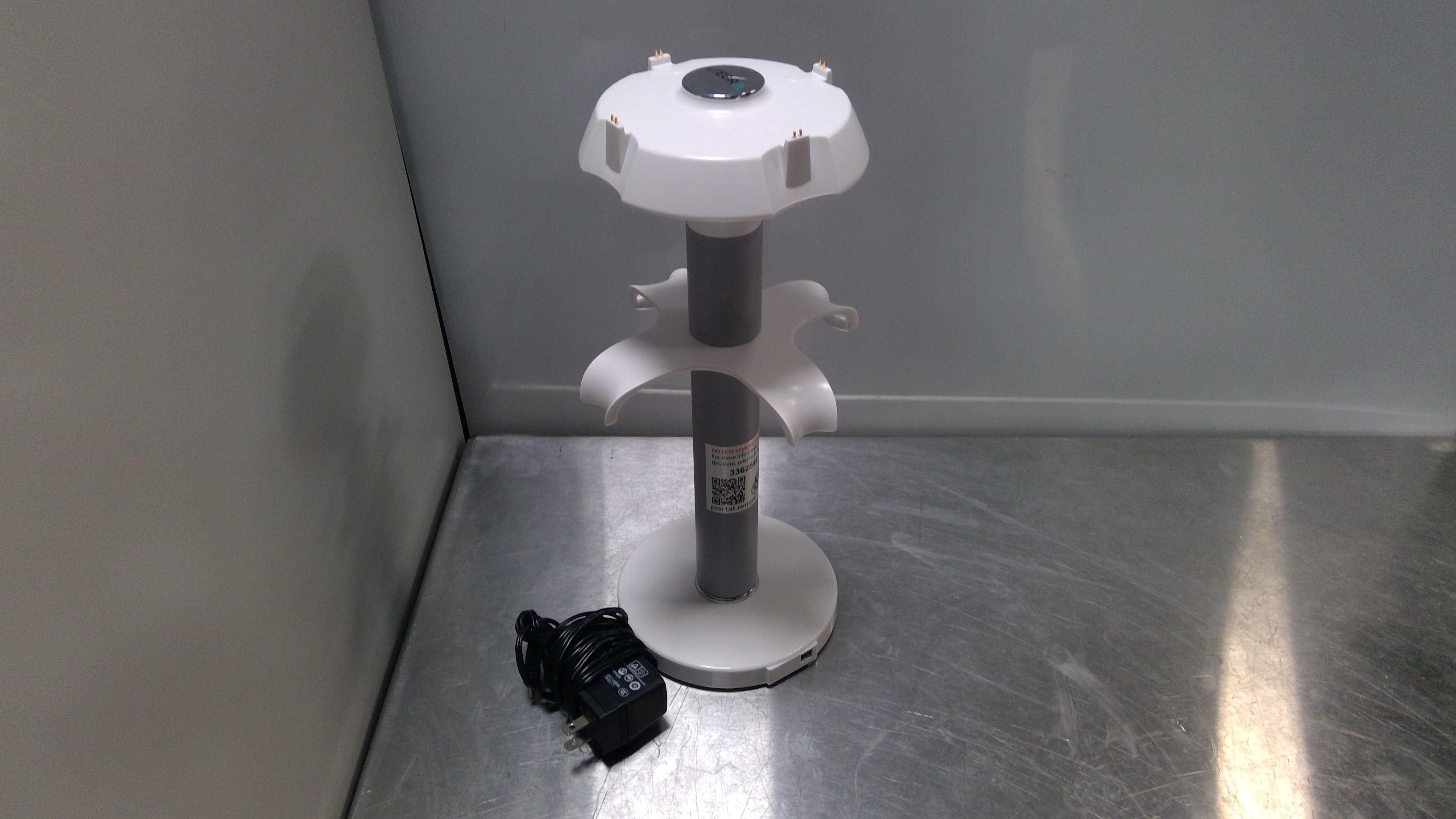 Integra Viaflo Charger Stand Laboratory Equipment Charging Station Used