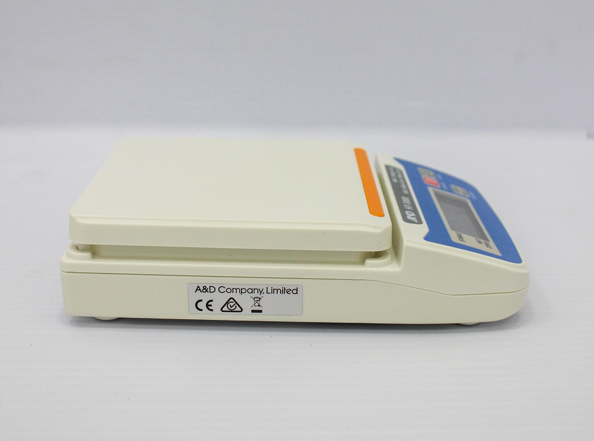 AND HT-3000 Scale 3100g x 1g Portable Precision Turn-Key System