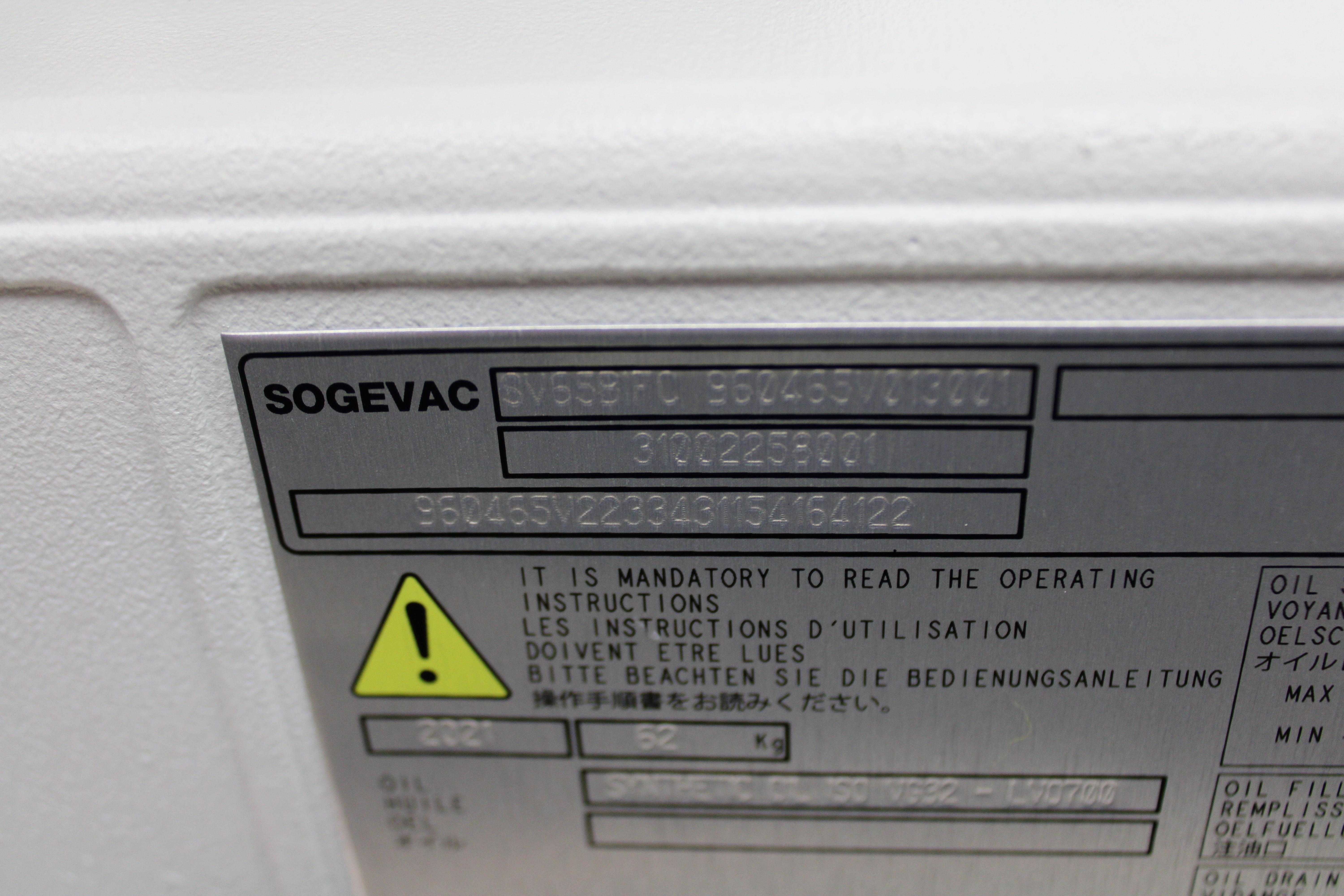 Leybold Sogevac SV65BIFC Vacuum Pump Compact Design Low Noise Operation