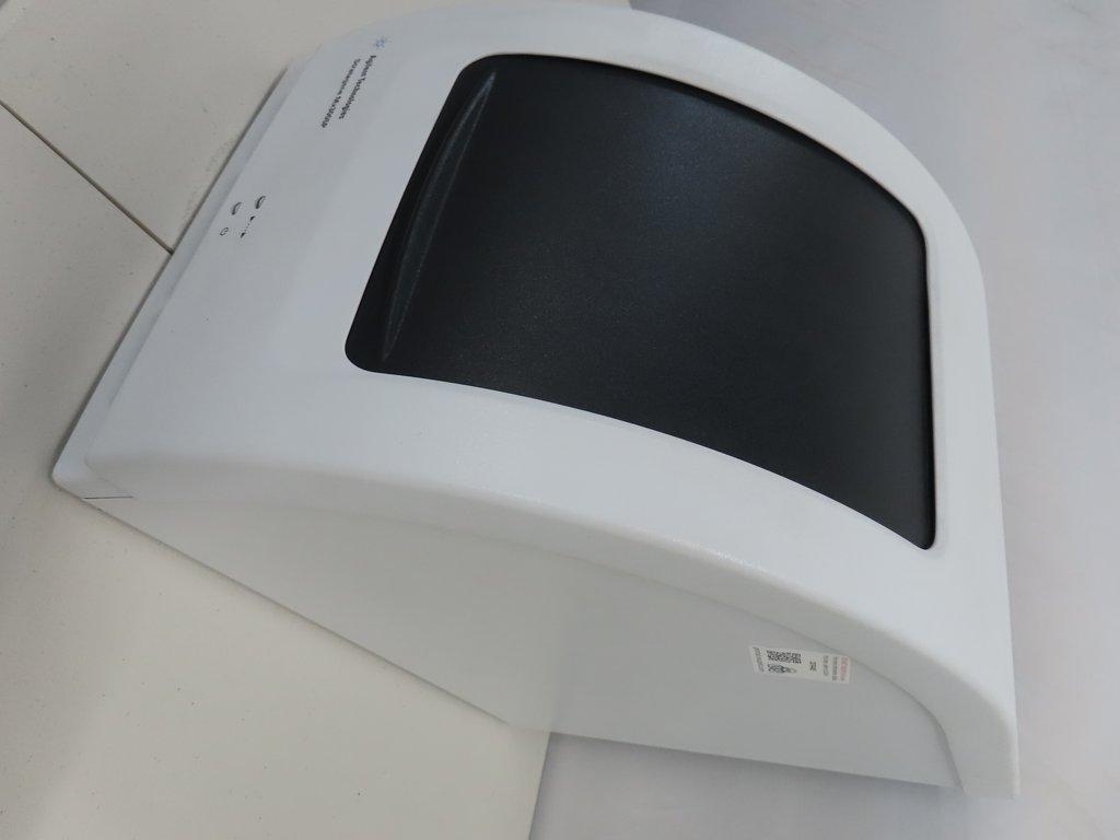 Agilent Technologies Stratagene Mx3005P QPCR System for Gene Analysis