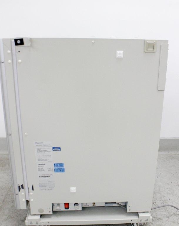 Panasonic MCO-170AICUV-PA CO2 Incubator 5.8 cu.ft. Humidity Control LCD Display