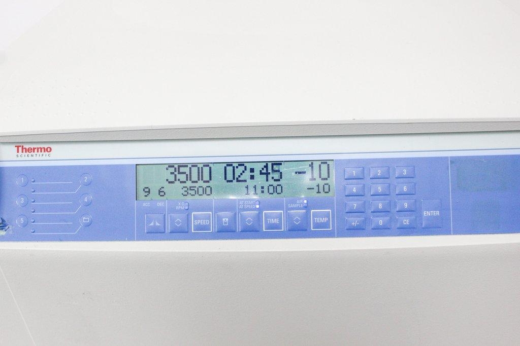 Thermo Sorvall Legend XTR Centrifuge 75004521 - Refrigerated, 15,200 RPM, -10°C