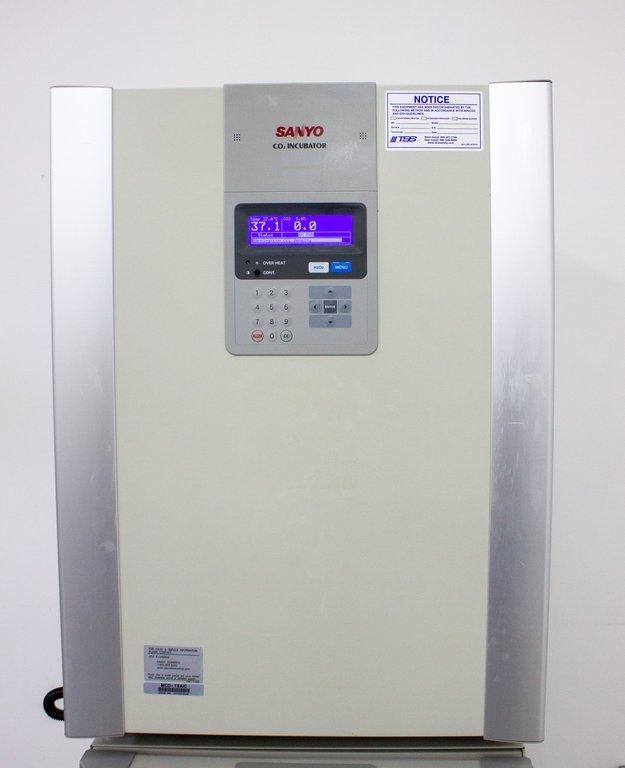 Sanyo MCO-19AIC CO2 Incubator Humidity Control 170L Temperature Range +5 to 50C