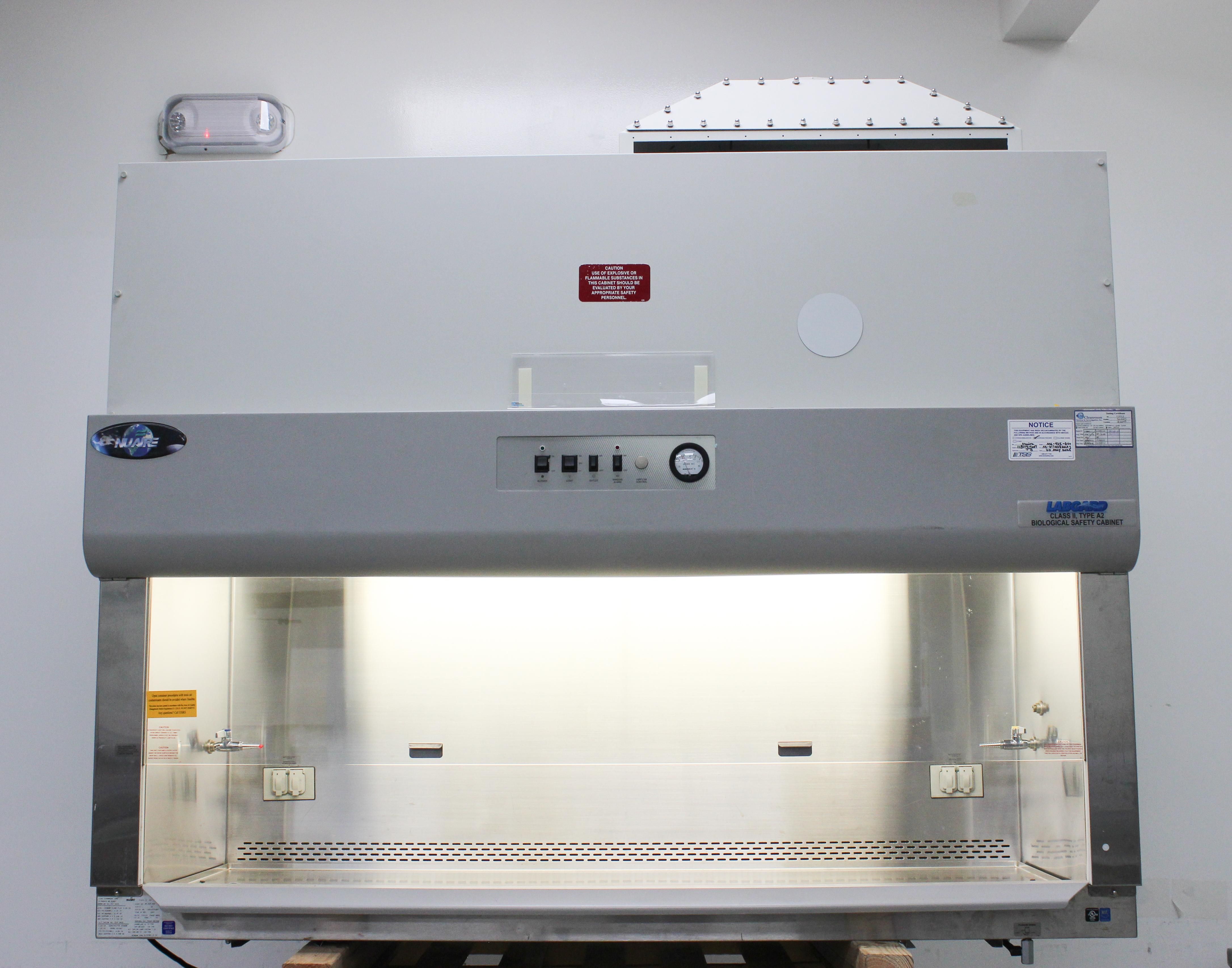 NuAire NU-425-600 Biological Safety Cabinet Class II, A2, HEPA, UV Light