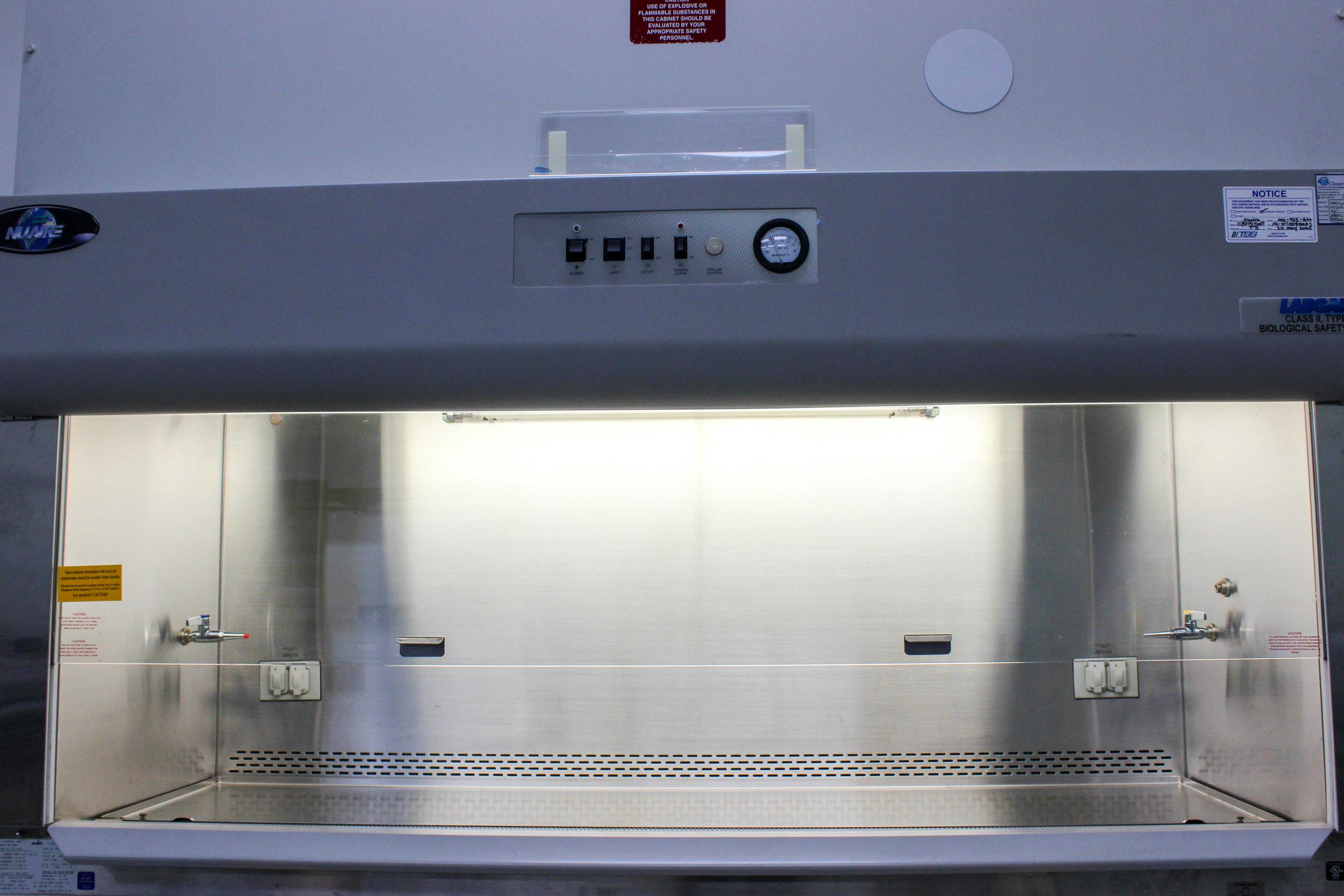 NuAire NU-425-600 Biological Safety Cabinet Class II, A2, HEPA, UV Light