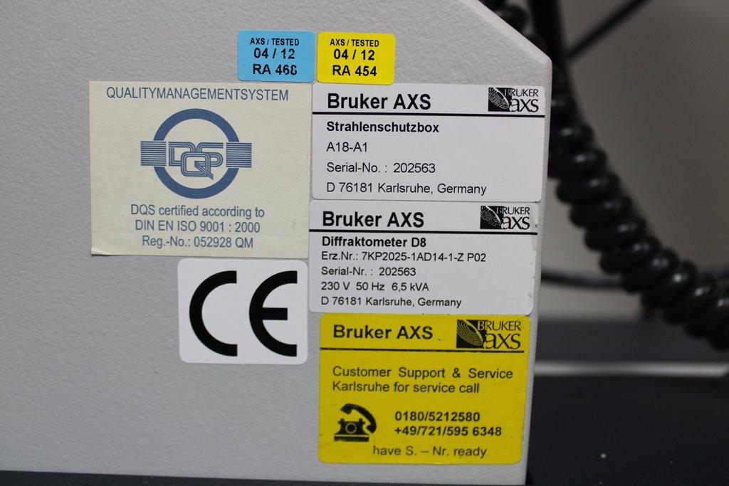 Bruker AXS D8 Diffractometer X-ray Powder Diffraction SAXS WAXS 230V 2012