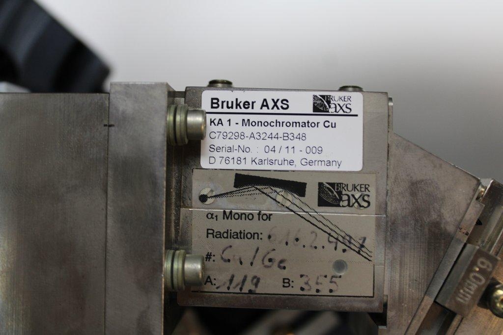 Bruker AXS D8 Diffractometer X-ray Powder Diffraction SAXS WAXS 230V 2012