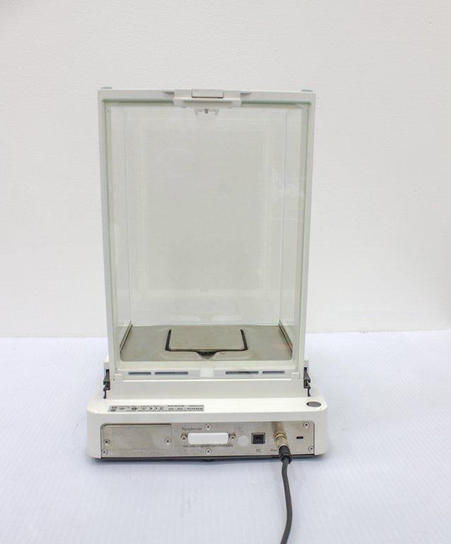 Sartorius MSE524S-100-DU Analytical Balance with 120V 60Hz Power Supply