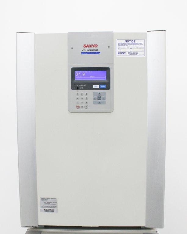 Sanyo MCO-19AIC UV CO2 Incubator 170L - Advanced Temperature & Humidity Control