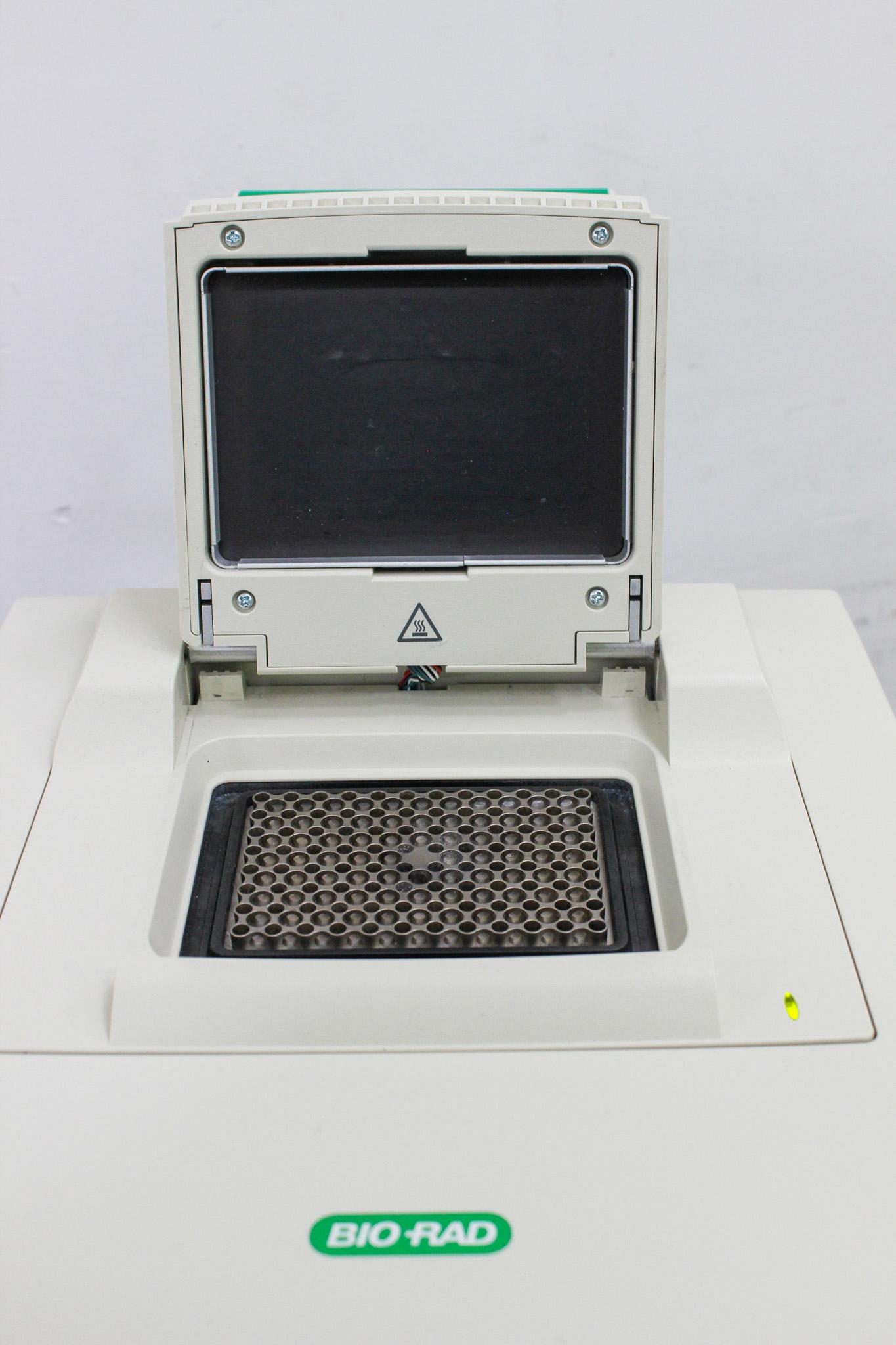 BIO-RAD C1000 Touch Thermal Cycler for Advanced PCR Analysis